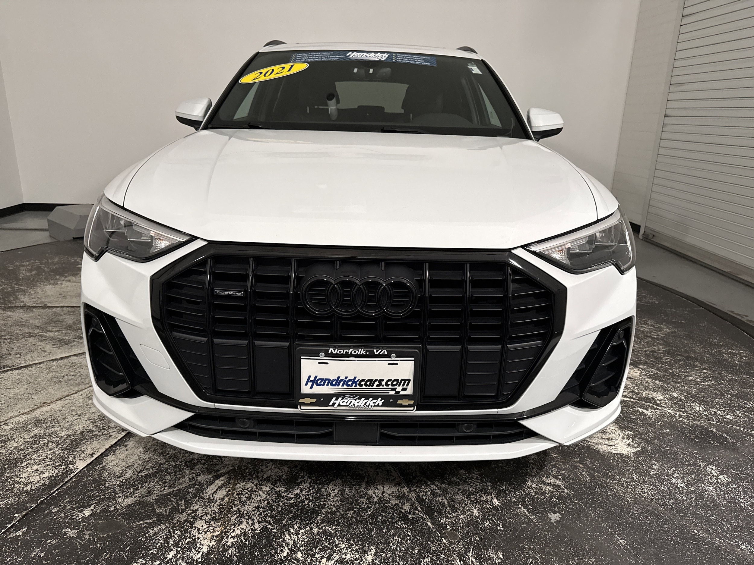 2021 Audi Q3 S line Premium photo 2