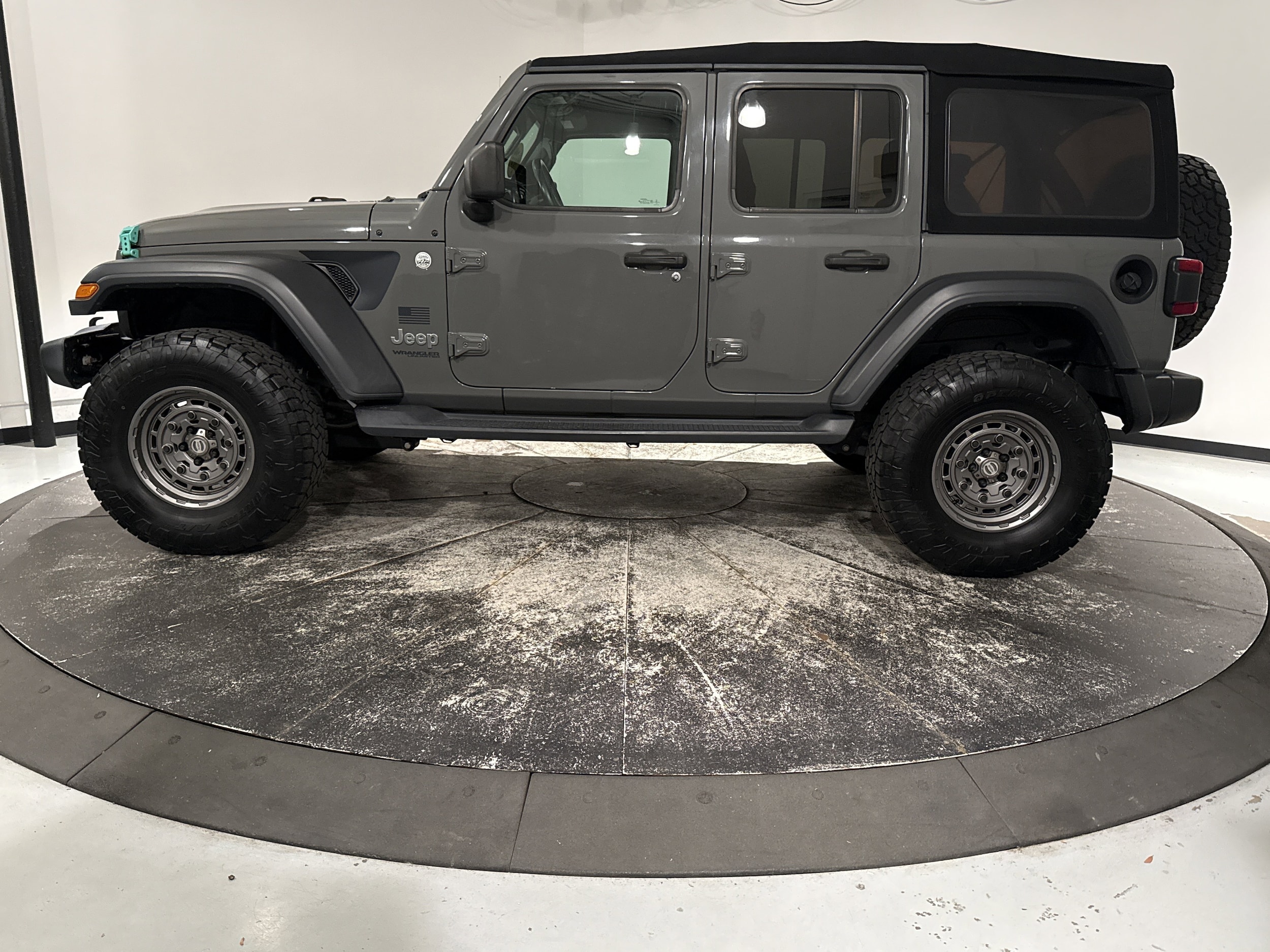 2020 Jeep Wrangler Unlimited Freedom photo 6