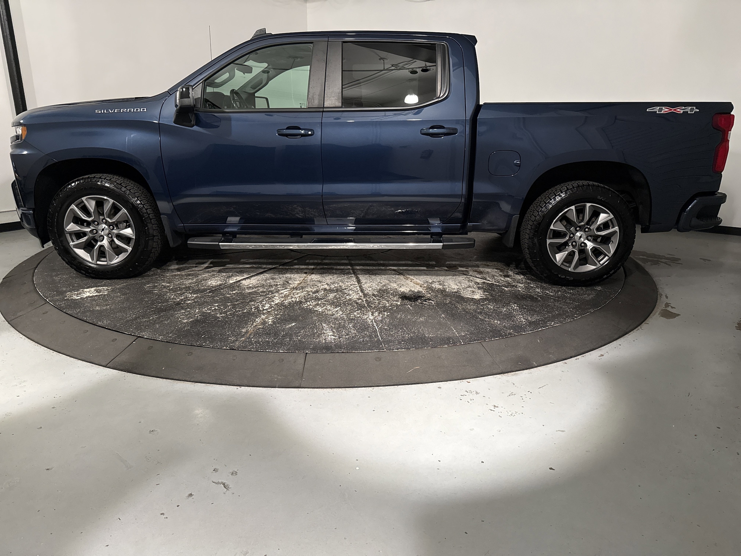 2022 Chevrolet Silverado 1500 LTD RST photo 5