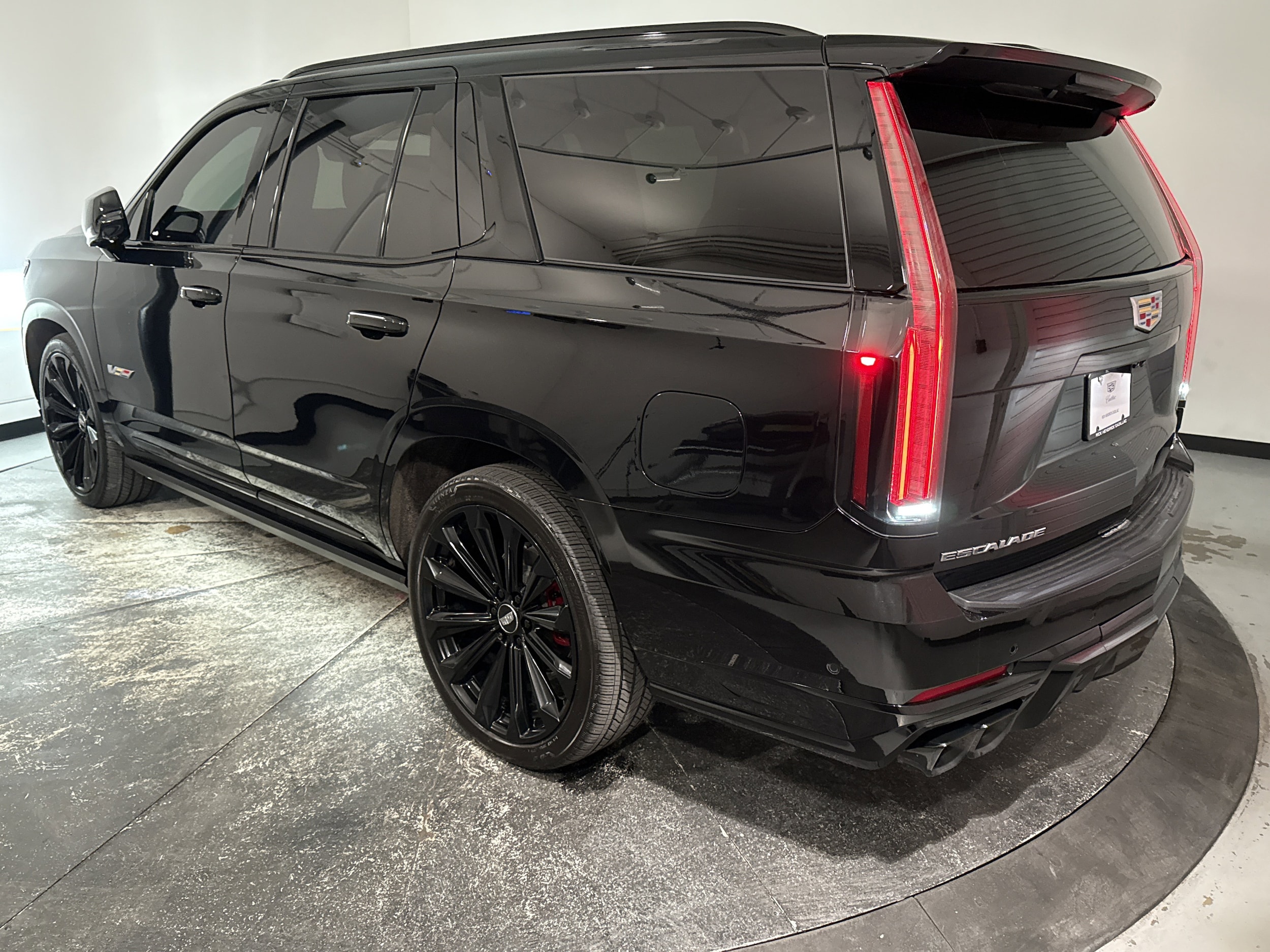 2025 CADILLAC Escalade AWD V-Series photo 6