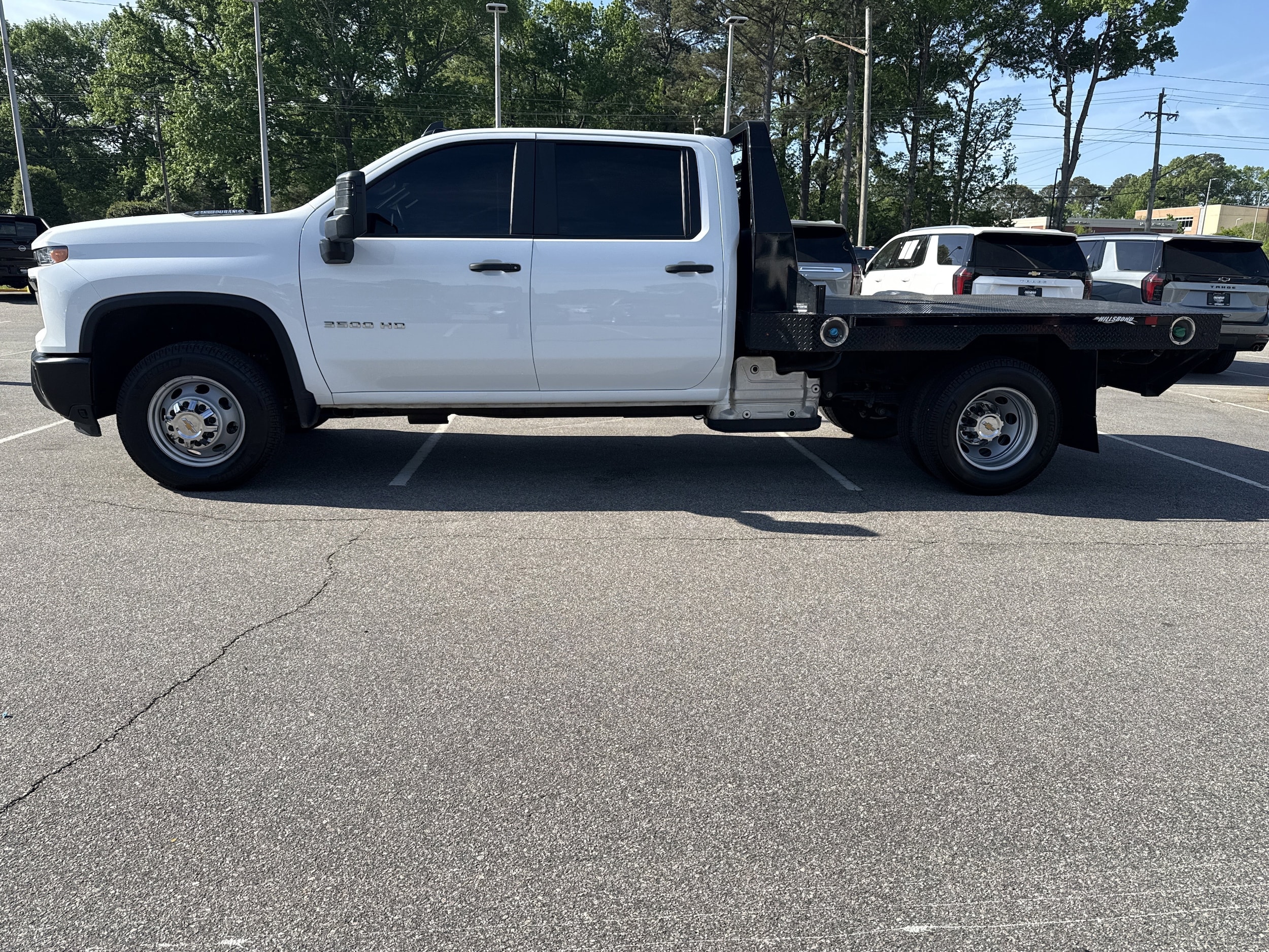 2025 Chevrolet Silverado 3500HD CC Work Truck photo 5