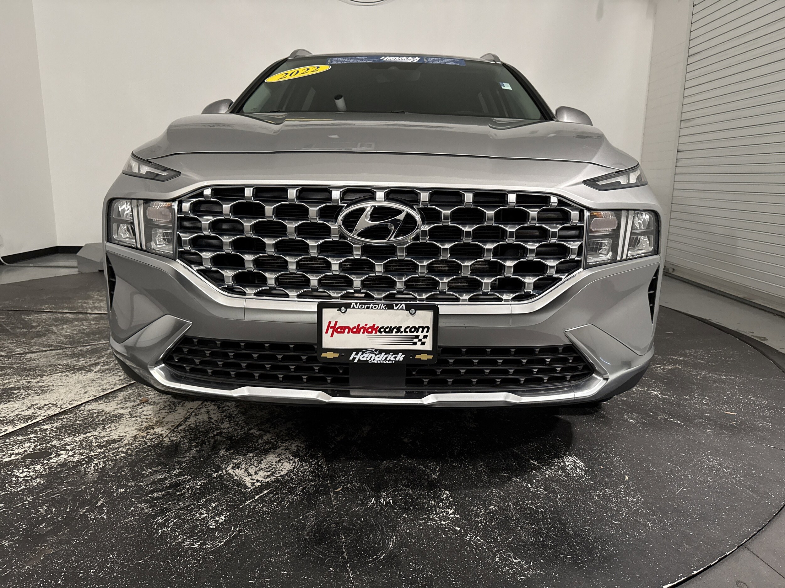 2022 Hyundai Santa Fe SEL photo 2