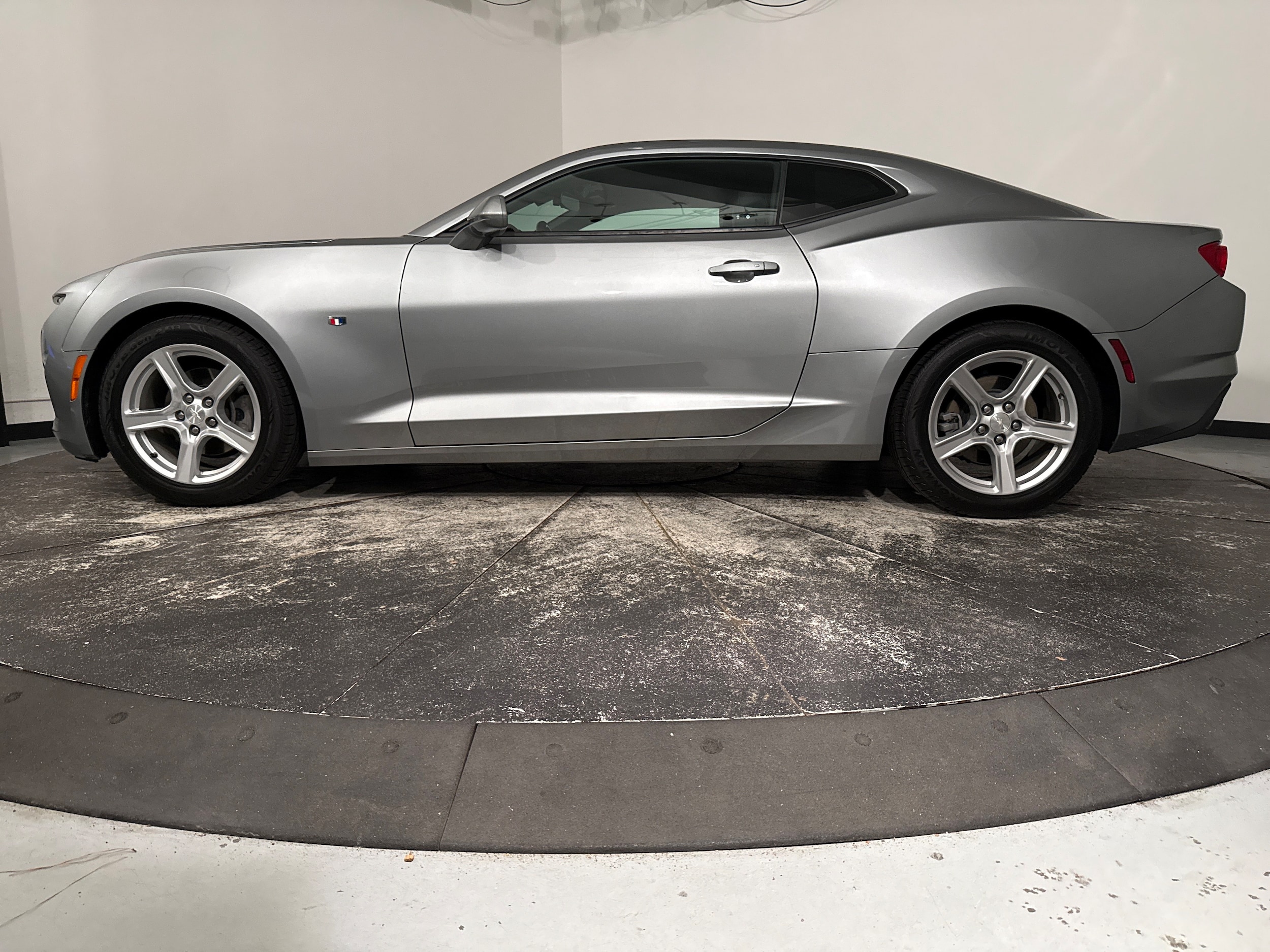 Chevrolet Camaro 1LT