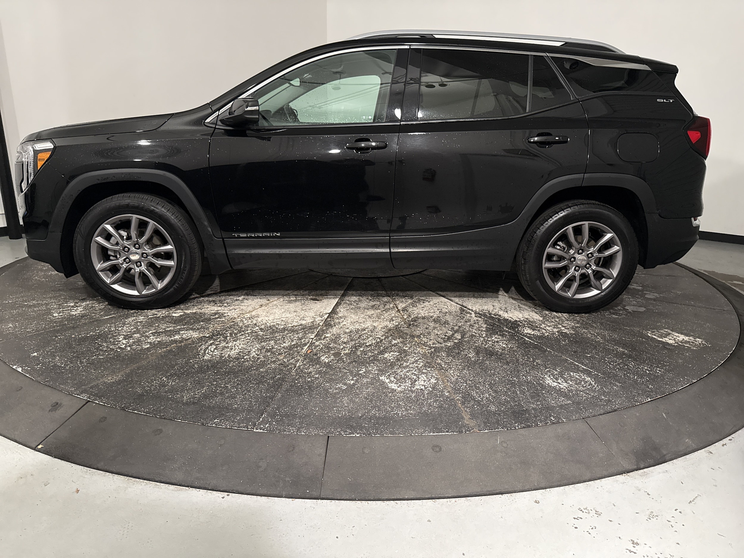 2022 GMC Terrain SLT photo 6