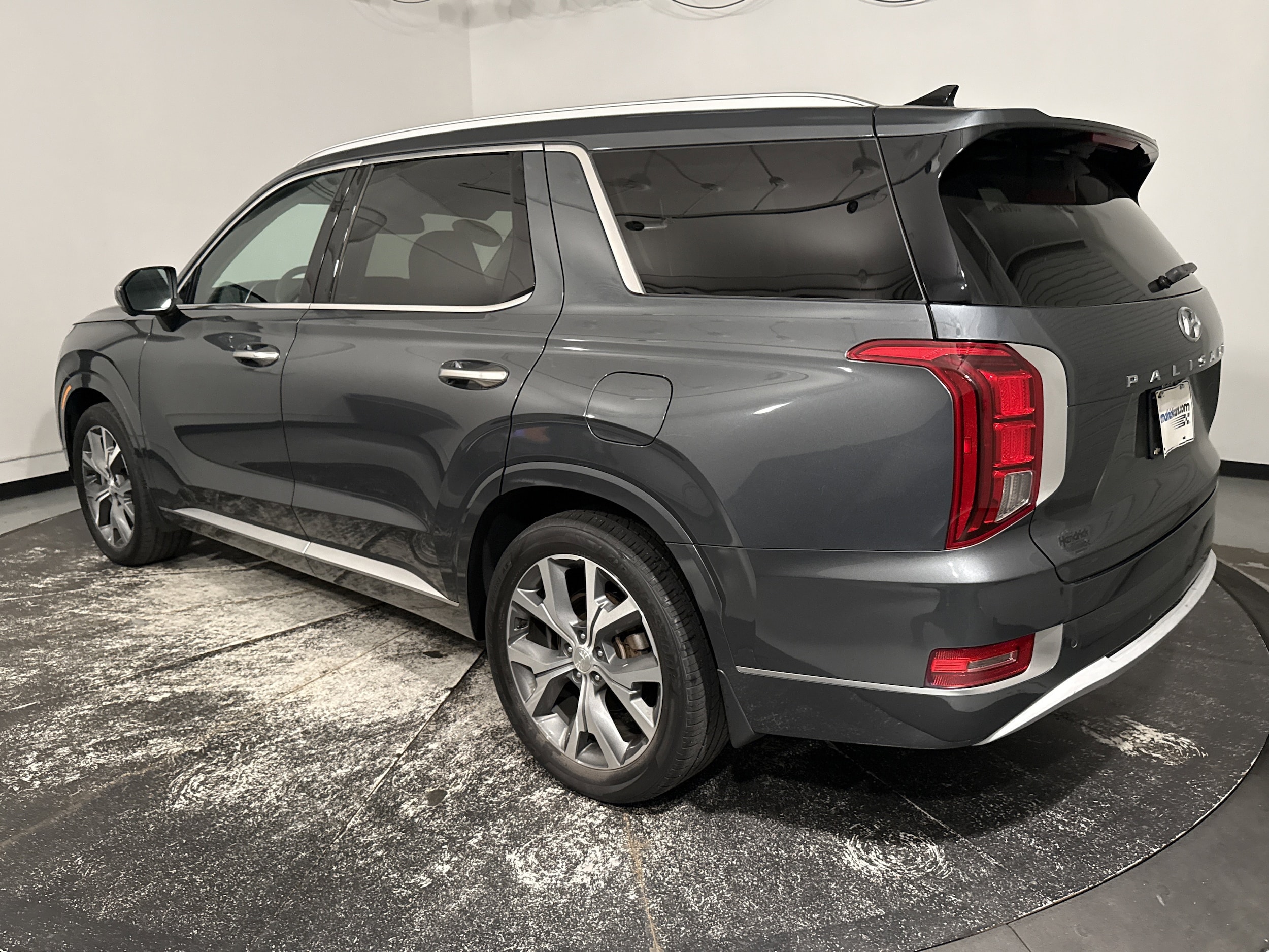 2022 Hyundai Palisade Limited photo 3
