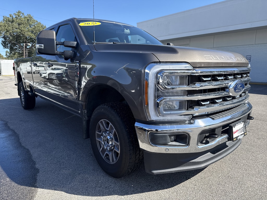 Used 2023 Ford Super Duty F-250 SRW LARIAT Pickup