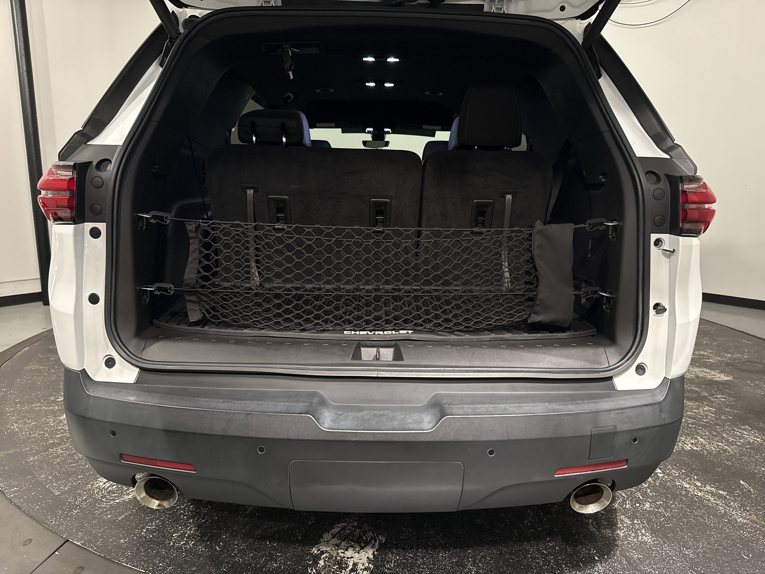 2022 Chevrolet Traverse LT Cloth photo 3