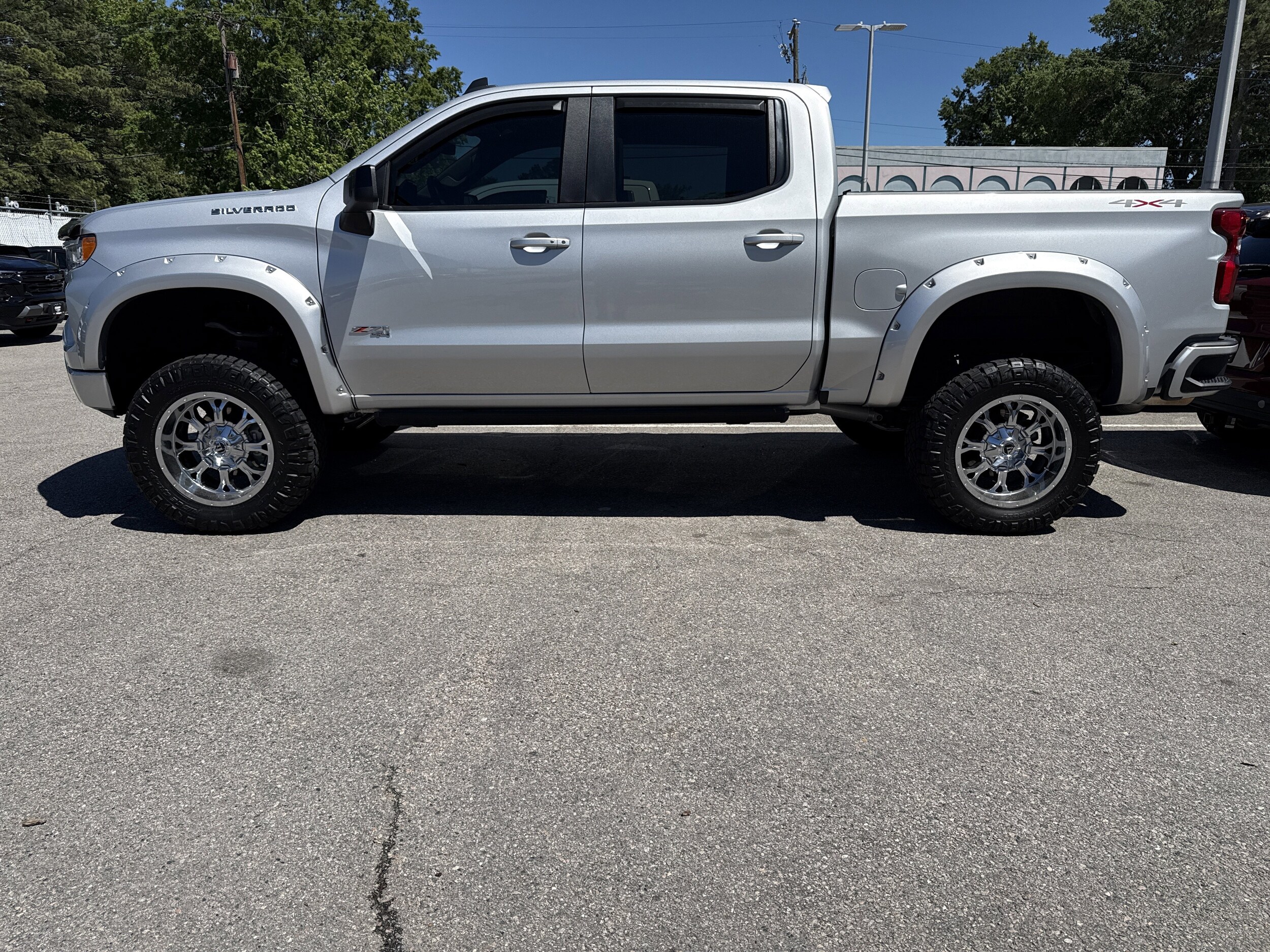 2022 Chevrolet Silverado 1500 RST photo 5