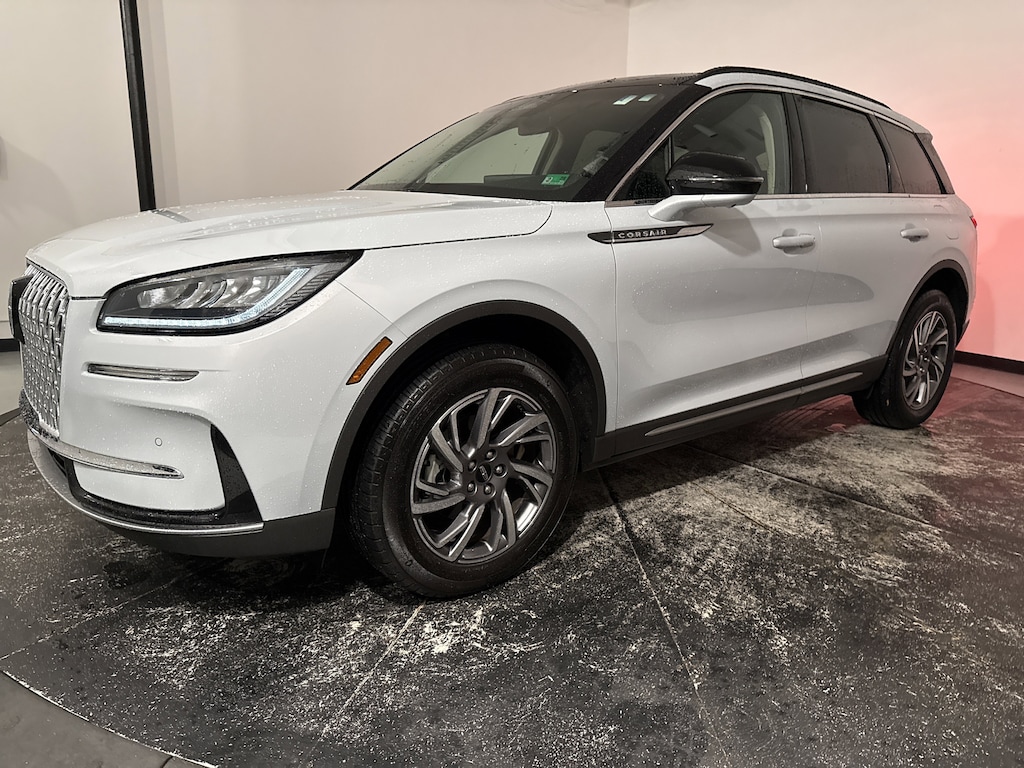 Used 2025 Lincoln Corsair Premiere SUV