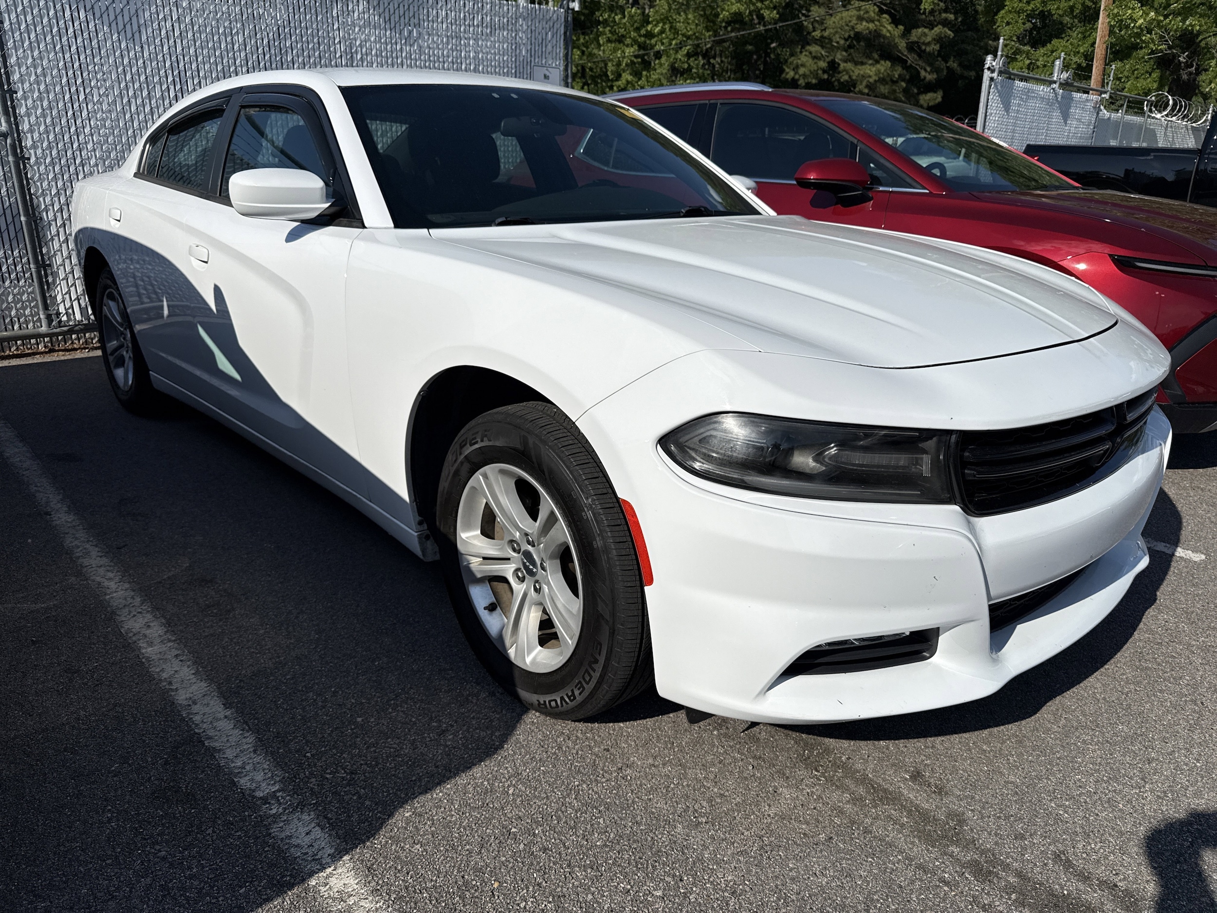2018 Dodge Charger SXT photo 2
