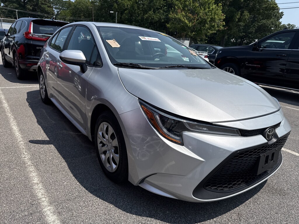 Used 2022 Toyota Corolla LE Sedan