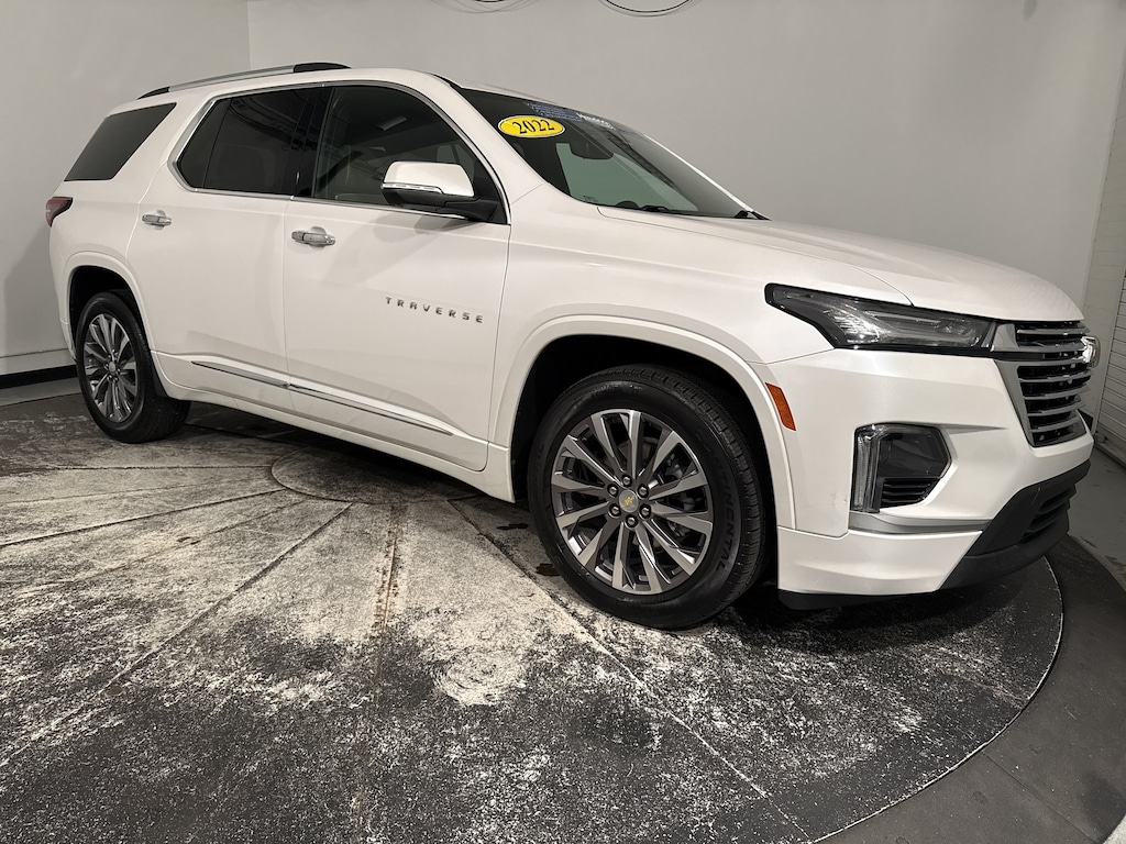 Used 2022 Chevrolet Traverse Premier SUV