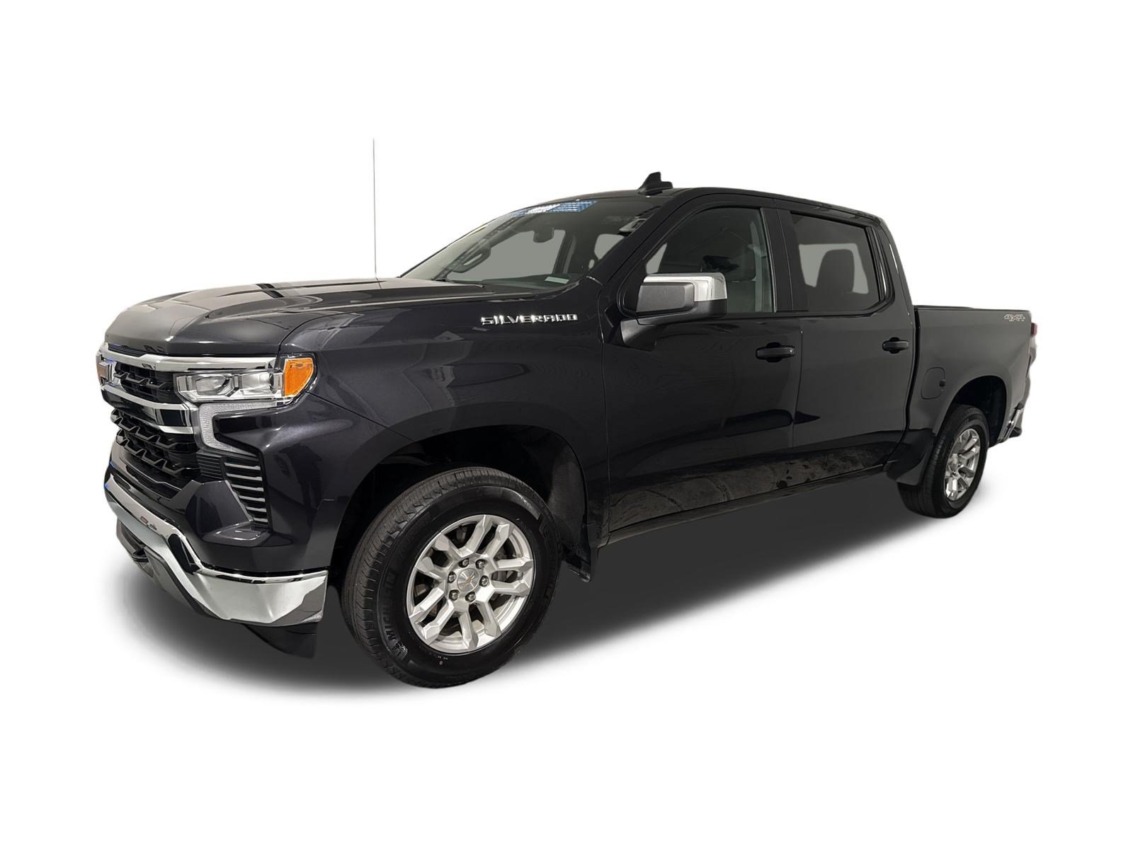 Used 2024 Chevrolet Silverado 1500 LT Pickup