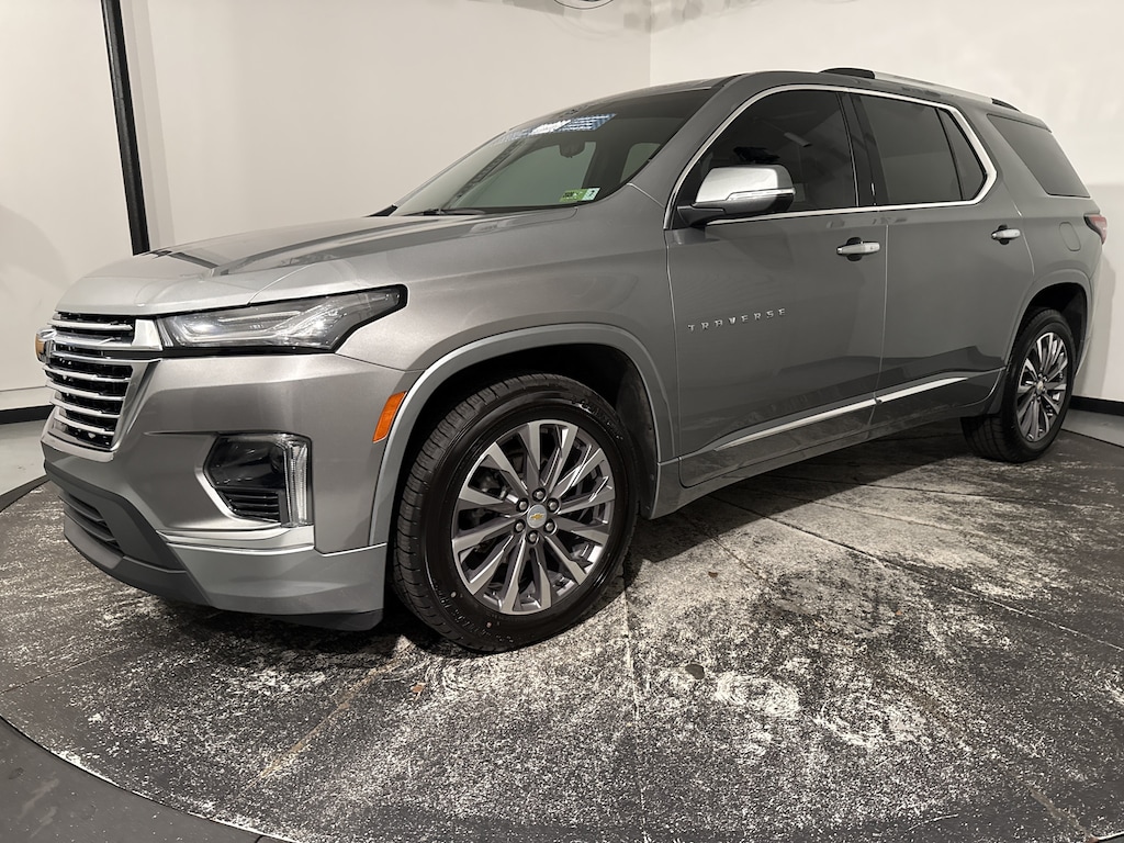 Used 2023 Chevrolet Traverse Premier SUV