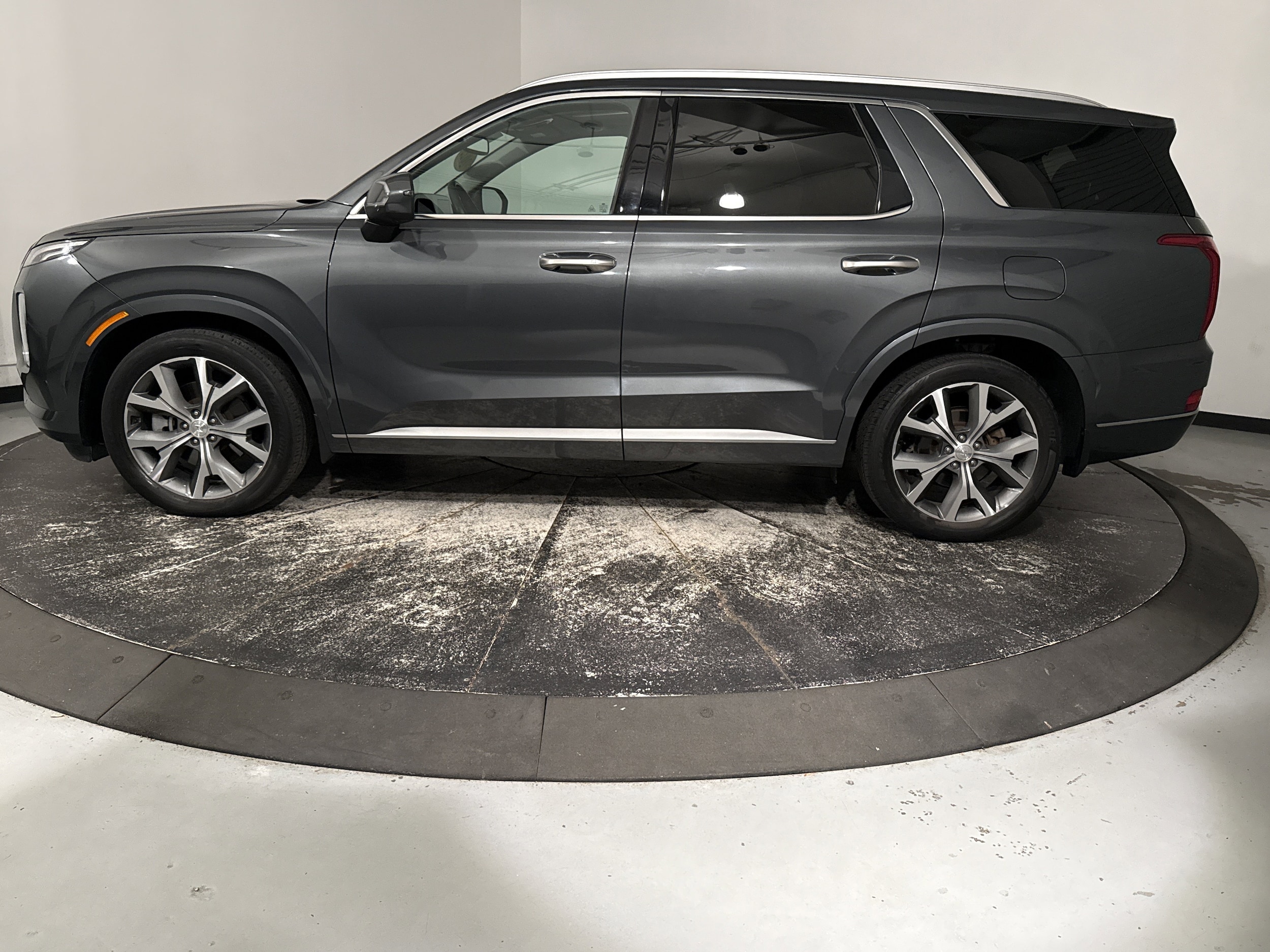 2022 Hyundai Palisade Limited photo 6