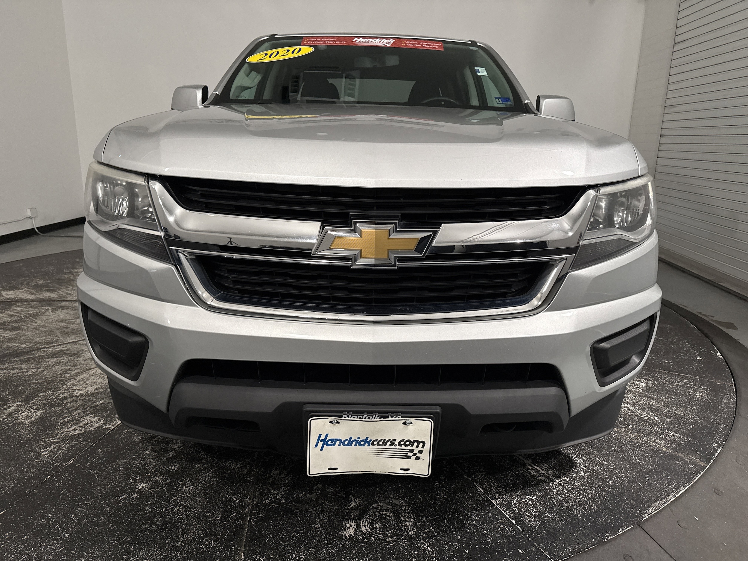 2020 Chevrolet Colorado 4WD LT photo 2