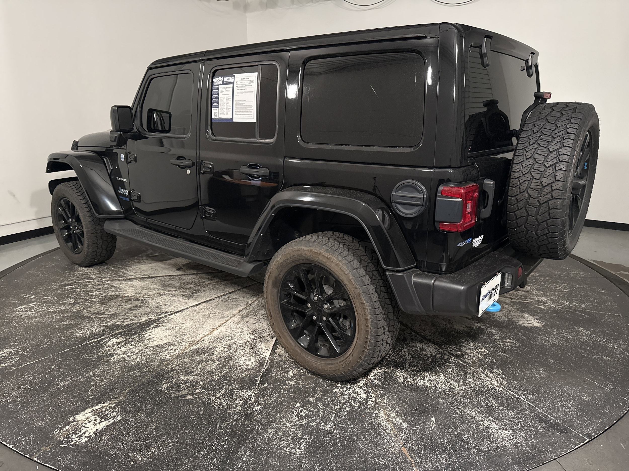 2022 Jeep Wrangler 4xe Unlimited Sahara photo 3