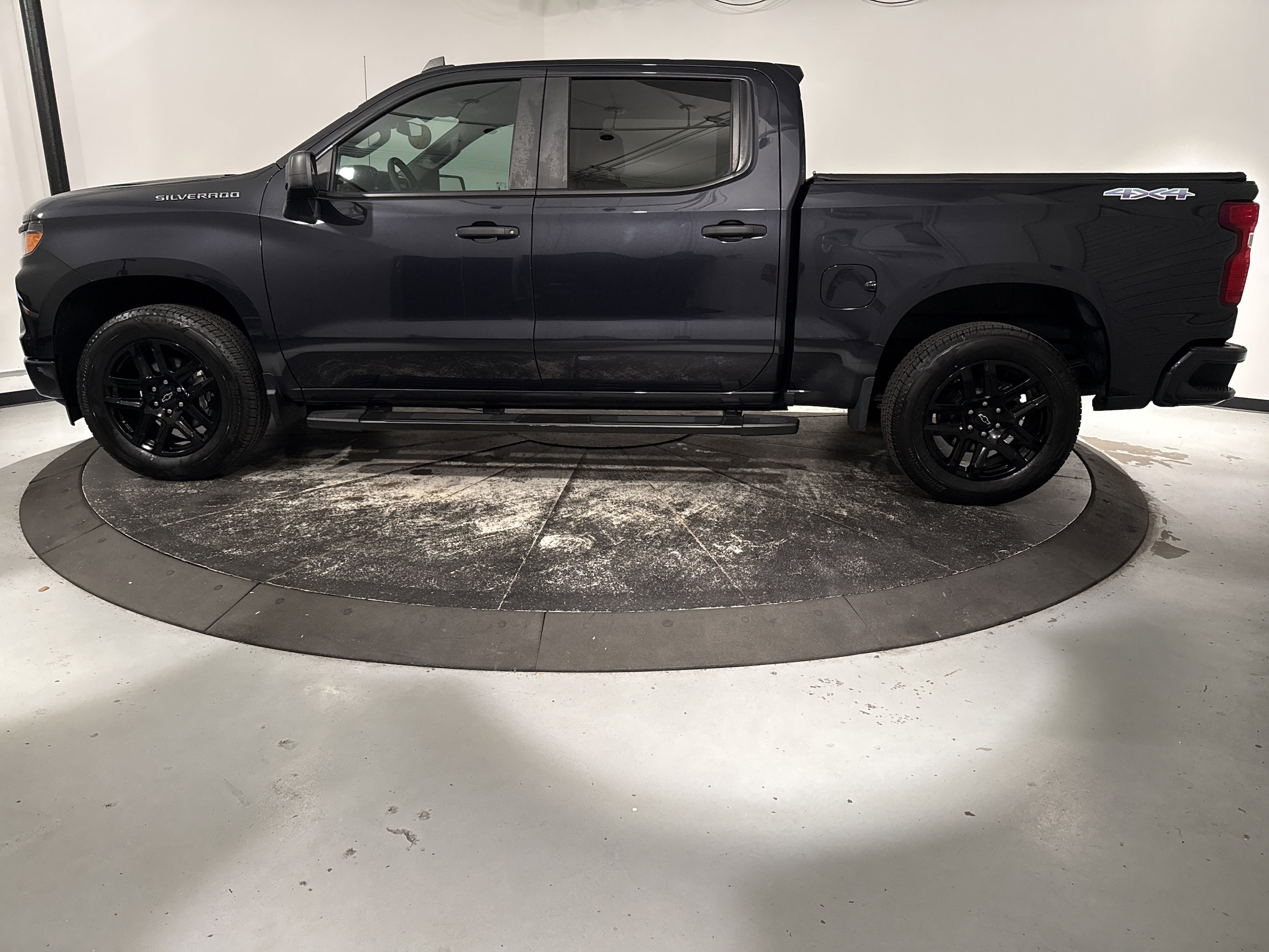 2023 Chevrolet Silverado 1500 Custom photo 5