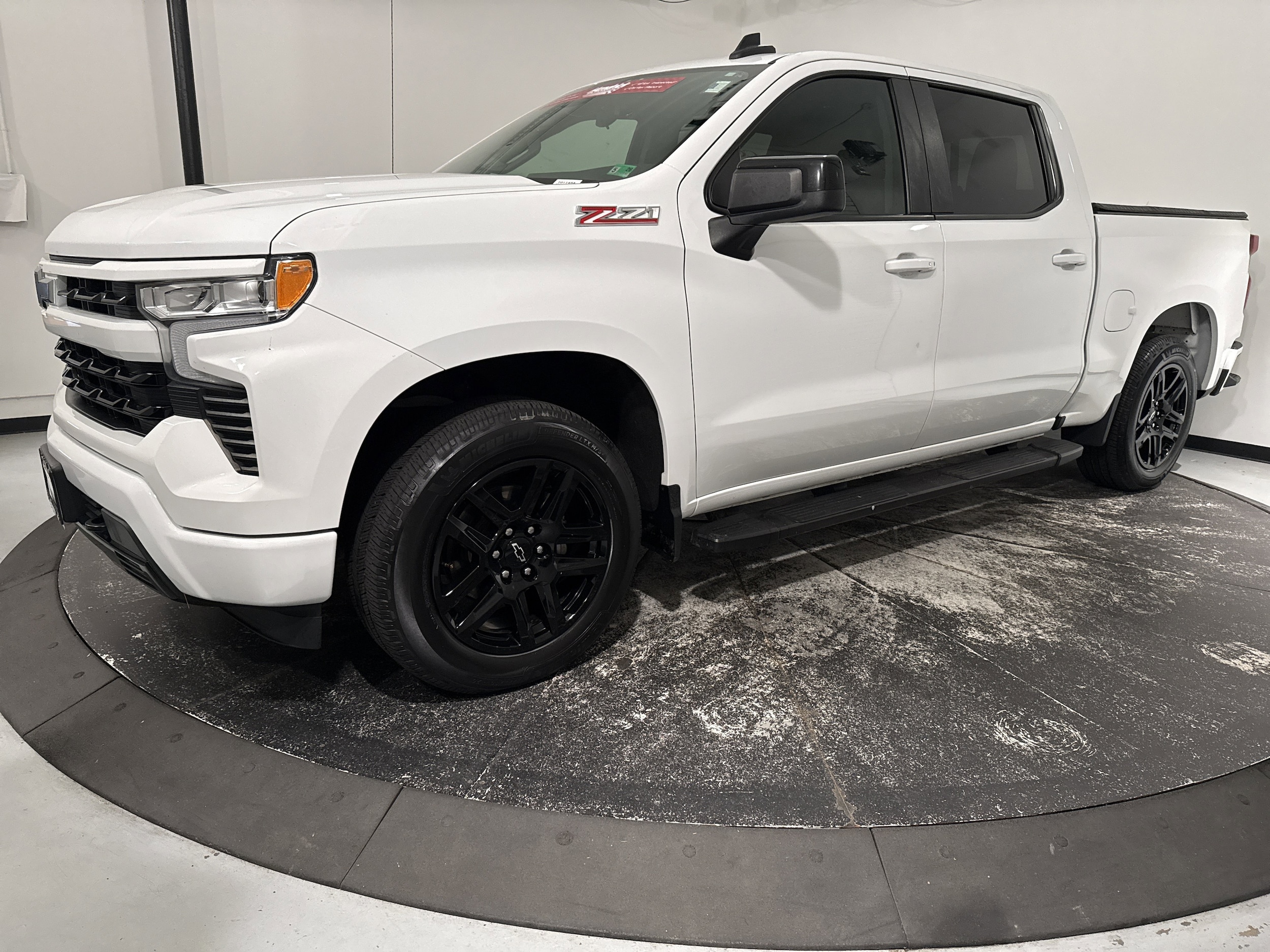 2022 Chevrolet Silverado 1500 RST photo 4