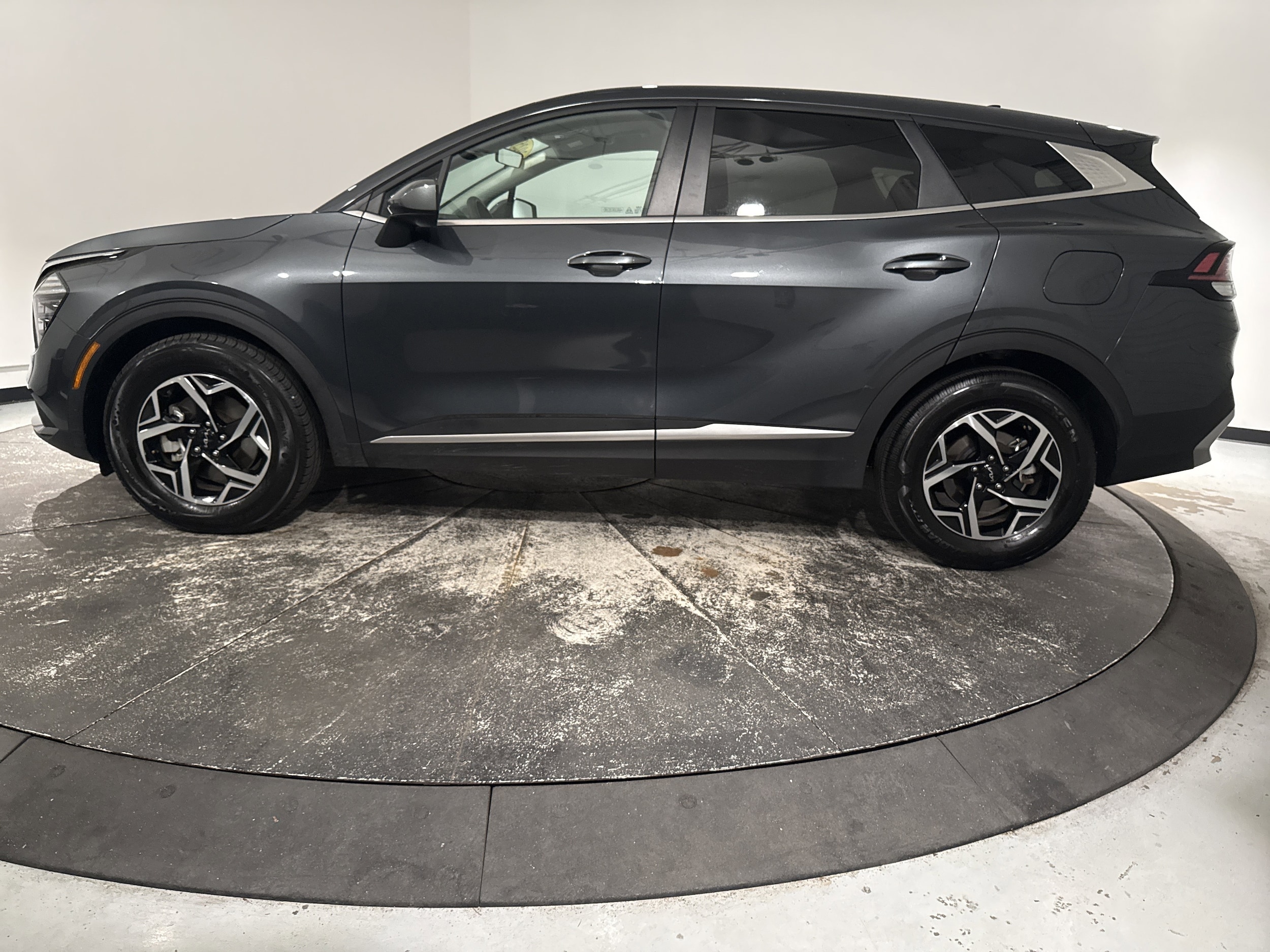 2025 Kia Sportage photo 6