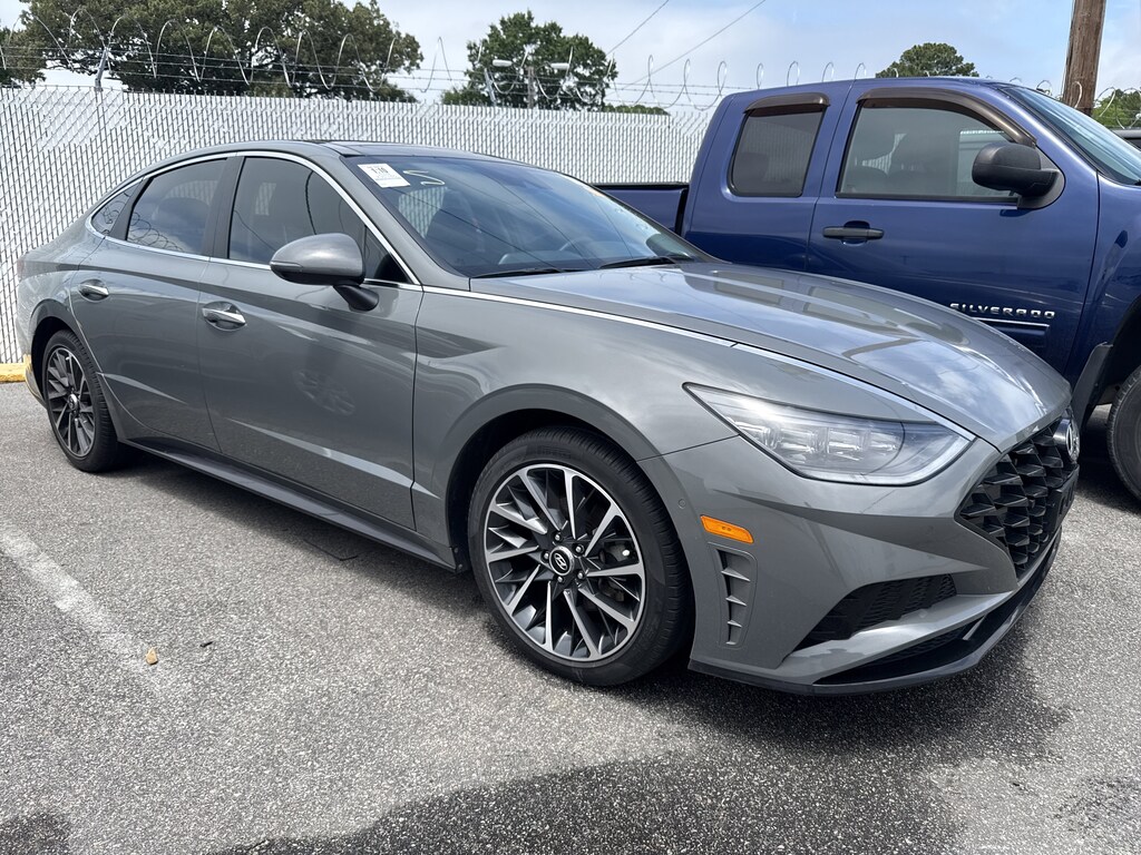 Used 2022 Hyundai Sonata Limited Sedan