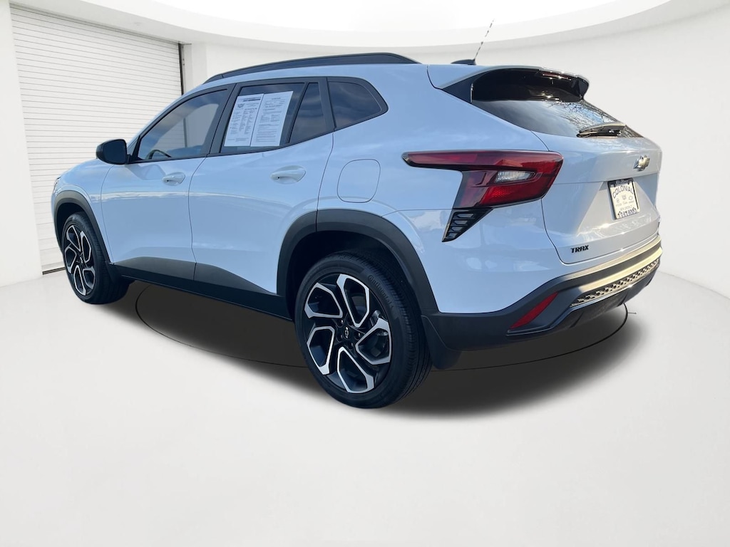 Certified 2025 Chevrolet Trax 2RS SUV