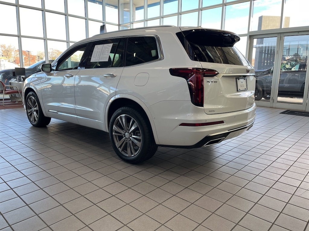 Certified 2025 CADILLAC XT6 Premium Luxury SUV