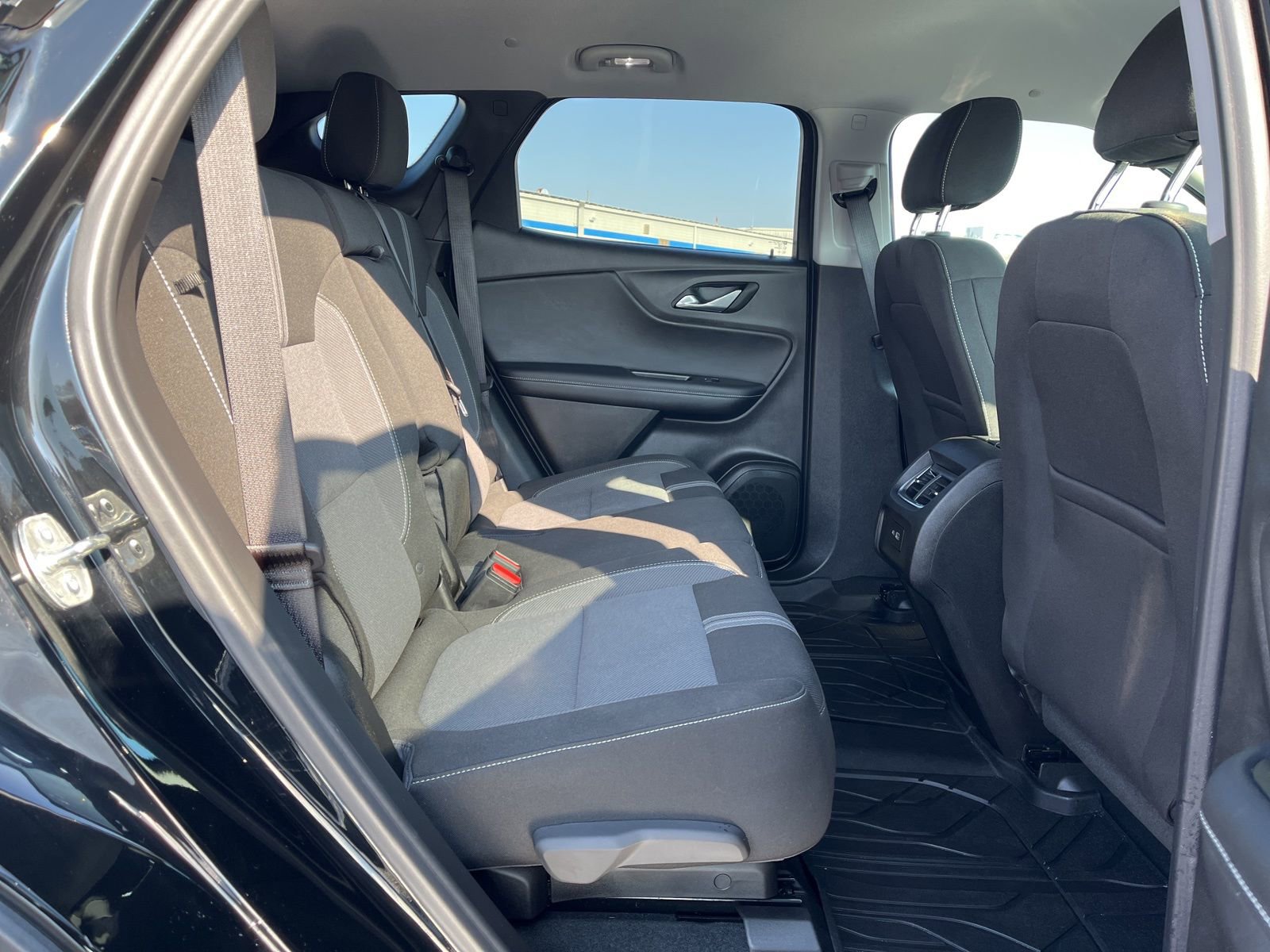 2025 Chevrolet Blazer 2LT - Photo 17