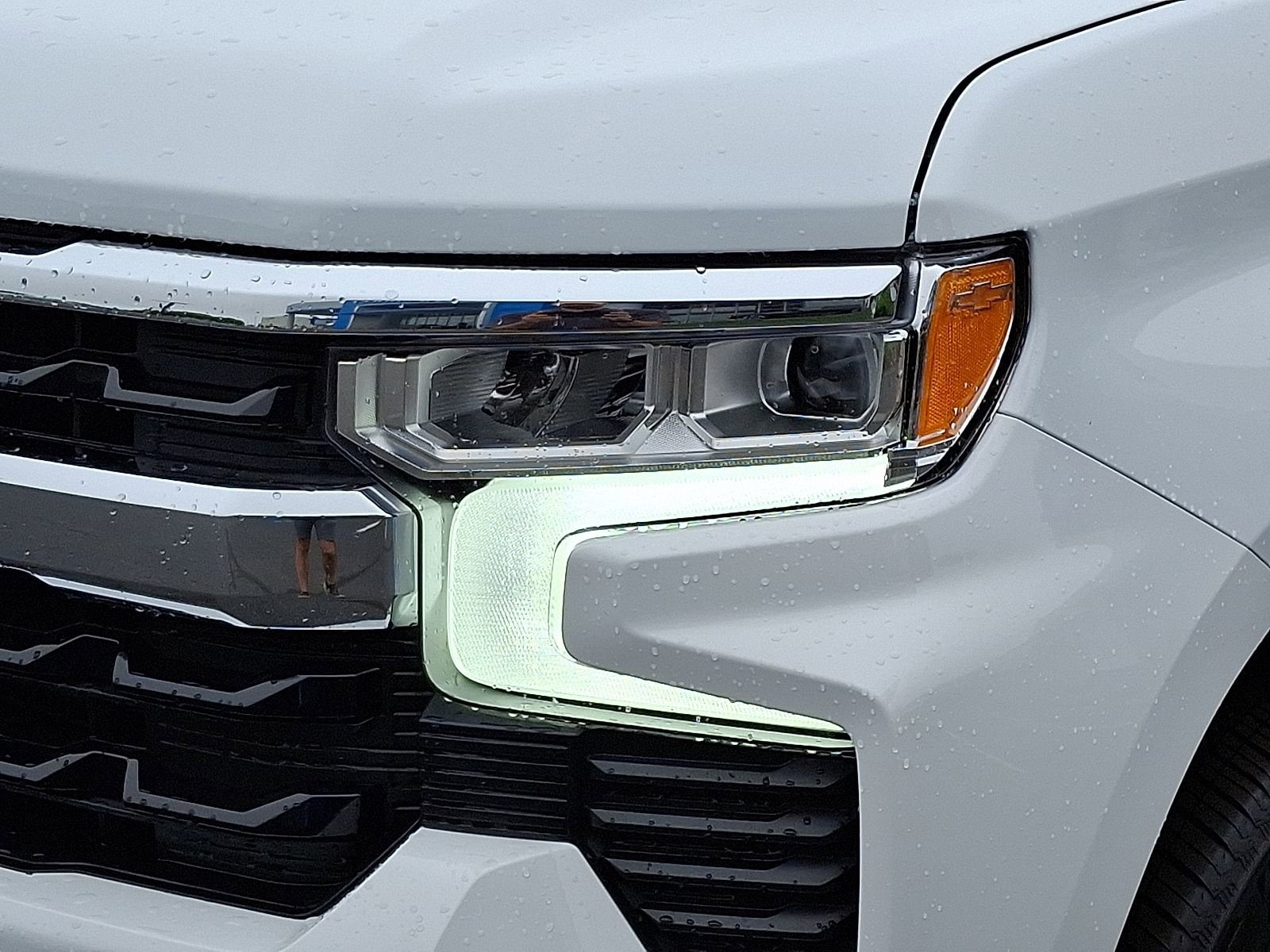 2025 Chevrolet Silverado 1500 LT - Photo 9