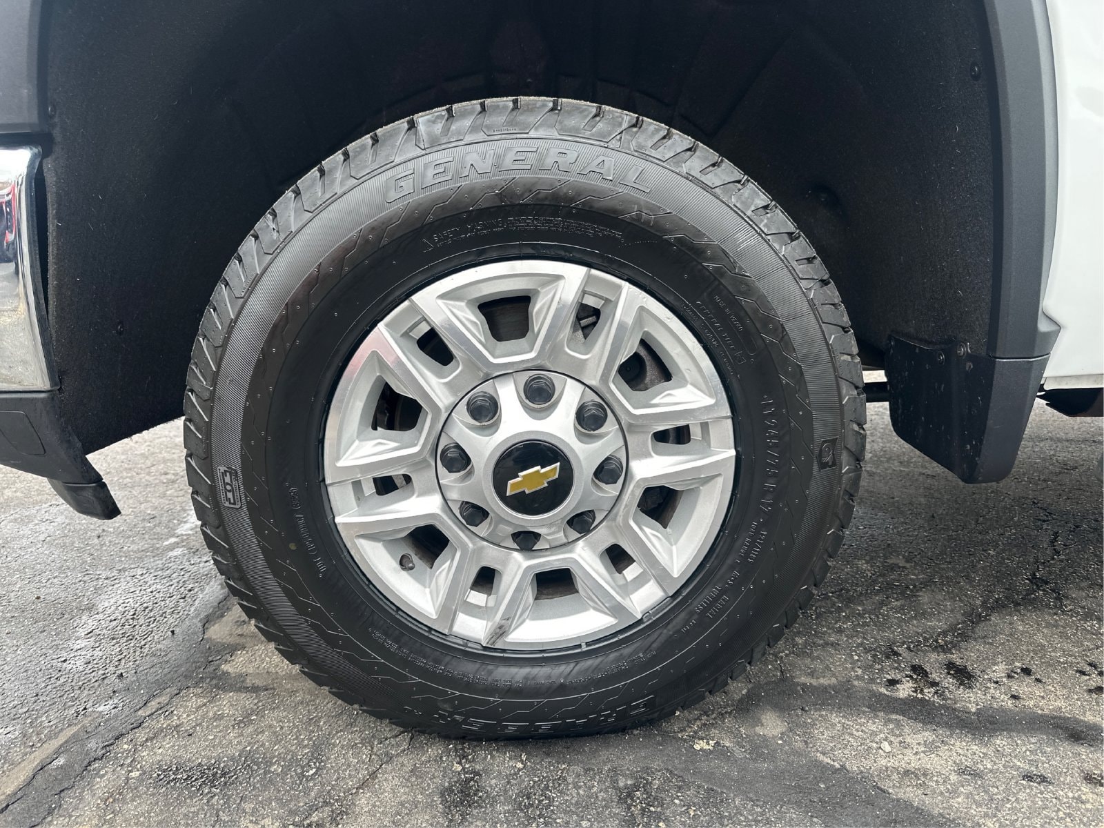 2025 Chevrolet Silverado 2500HD LT - Photo 24