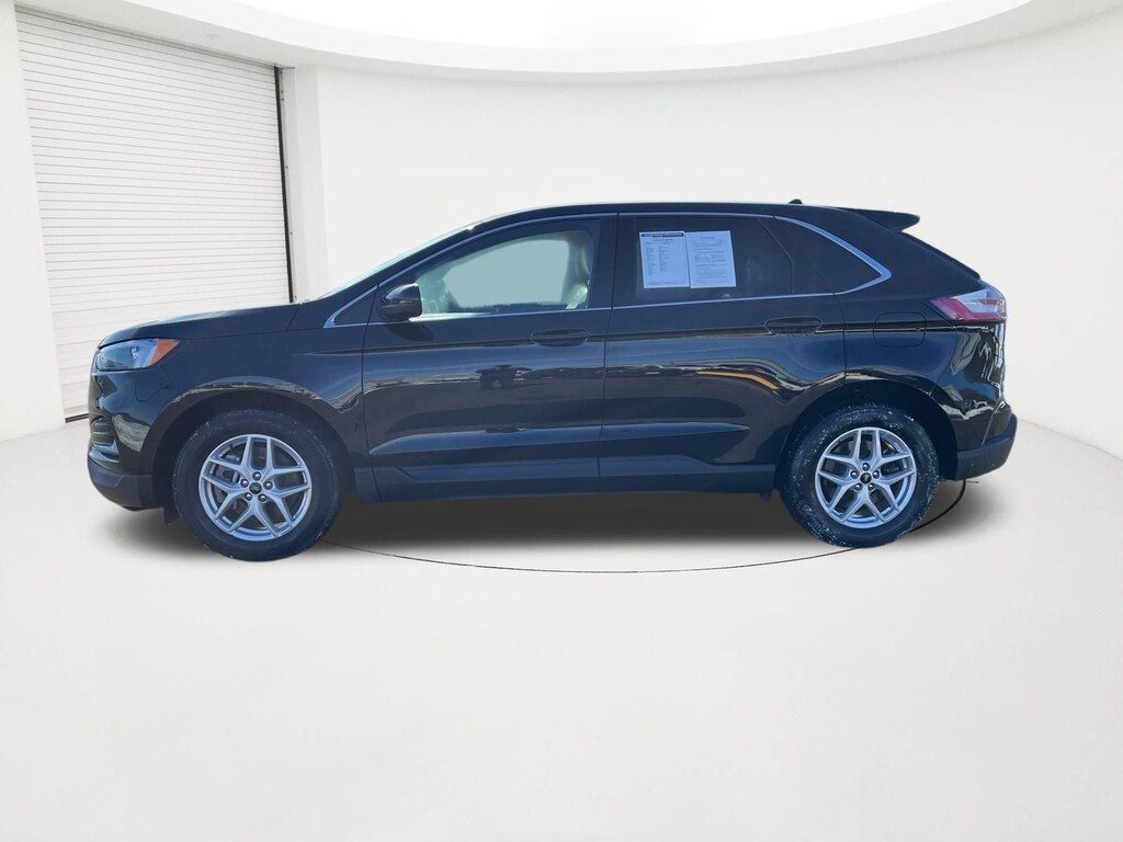 Used 2024 Ford Edge SEL