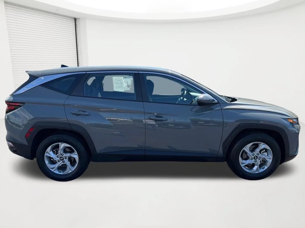 Used 2024 Hyundai Tucson SE