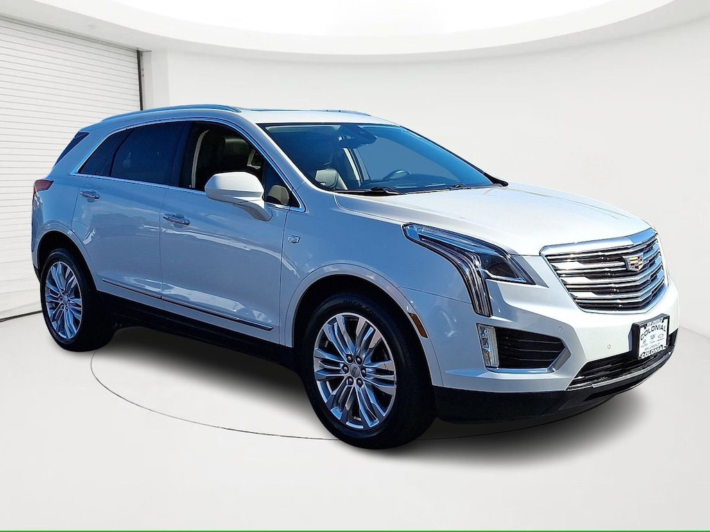 Used 2017 CADILLAC XT5 Premium Luxury AWD SUV