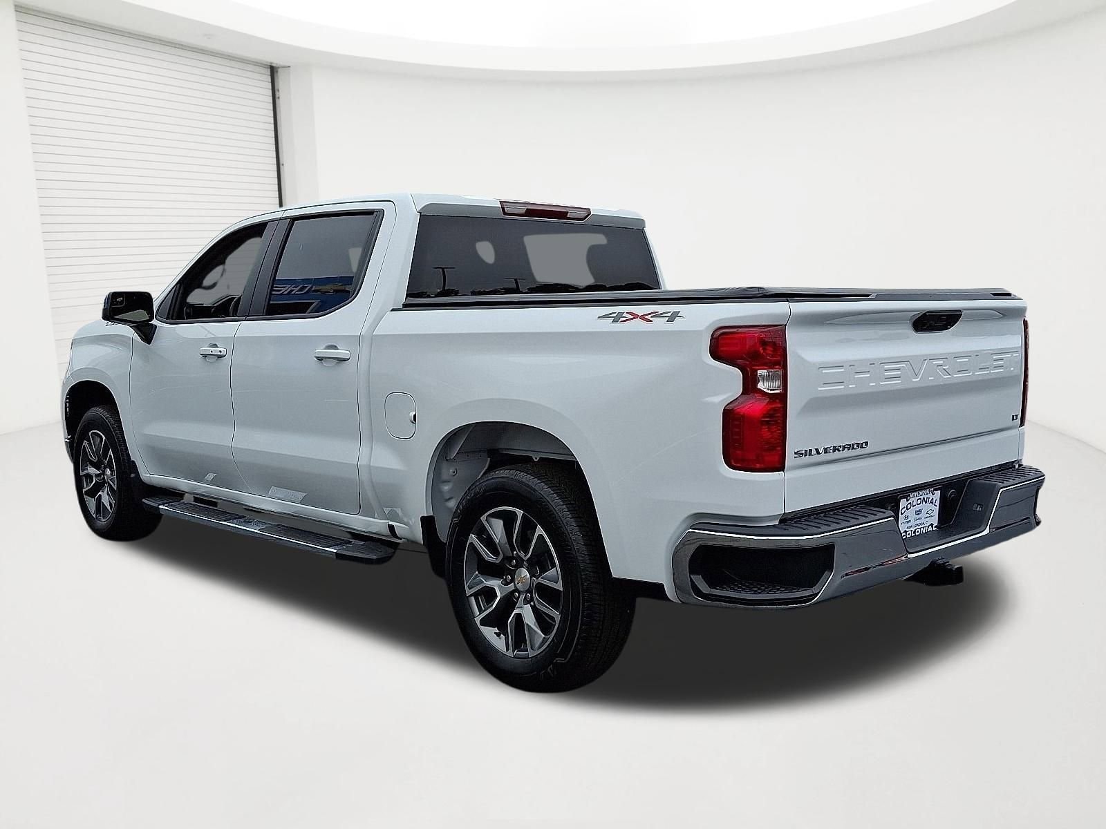 2025 Chevrolet Silverado 1500 LT - Photo 6