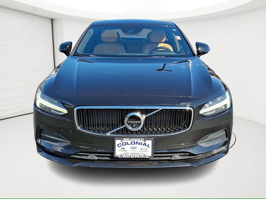 Used 2017 Volvo S90 Momentum