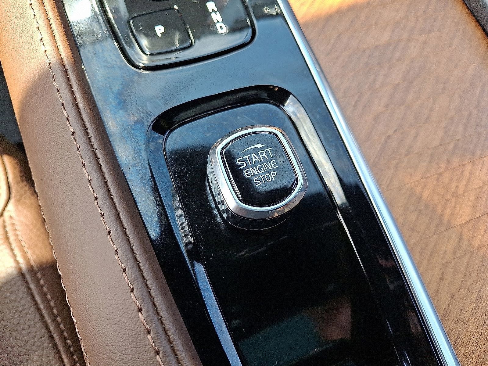 2024 Volvo XC90 Plus - Photo 24