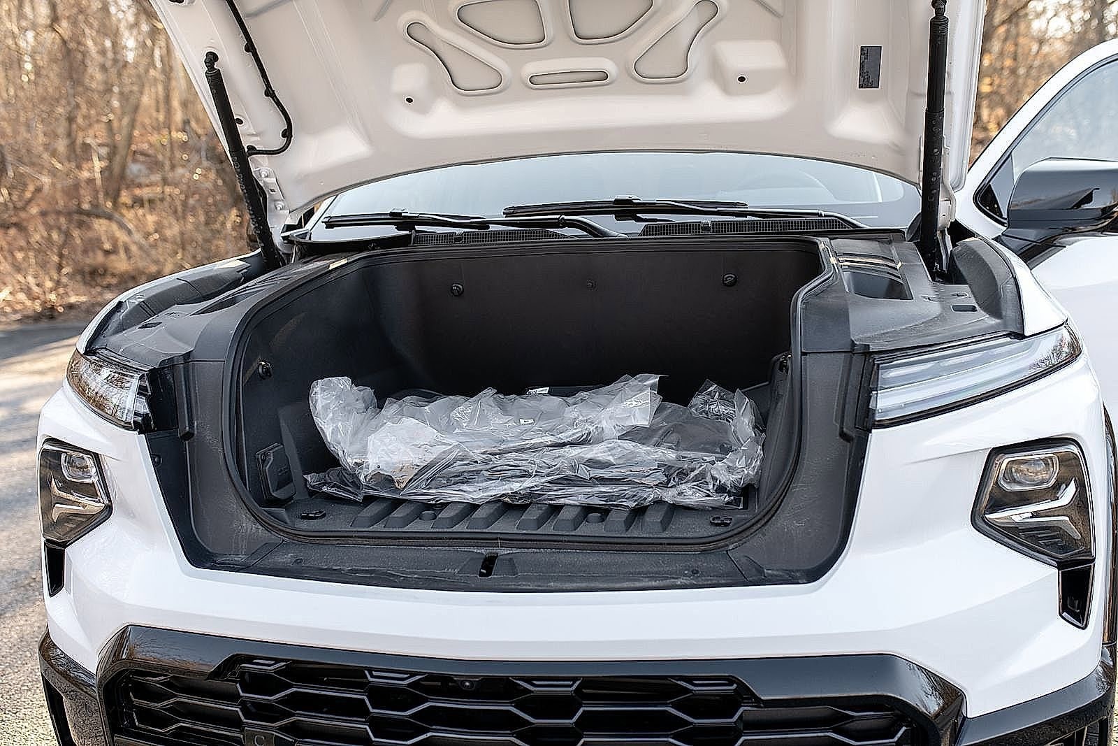 2024 Chevrolet Silverado EV RST - Photo 17