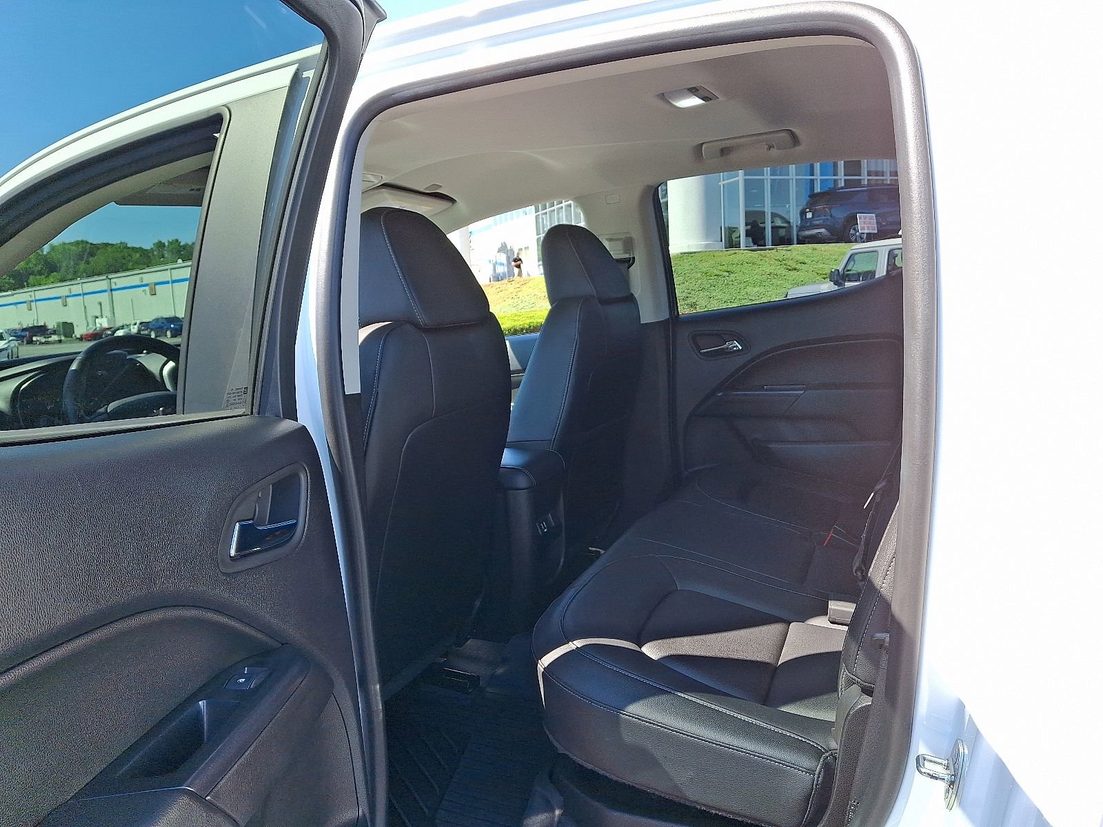 2020 Chevrolet Colorado ZR2 - Photo 12