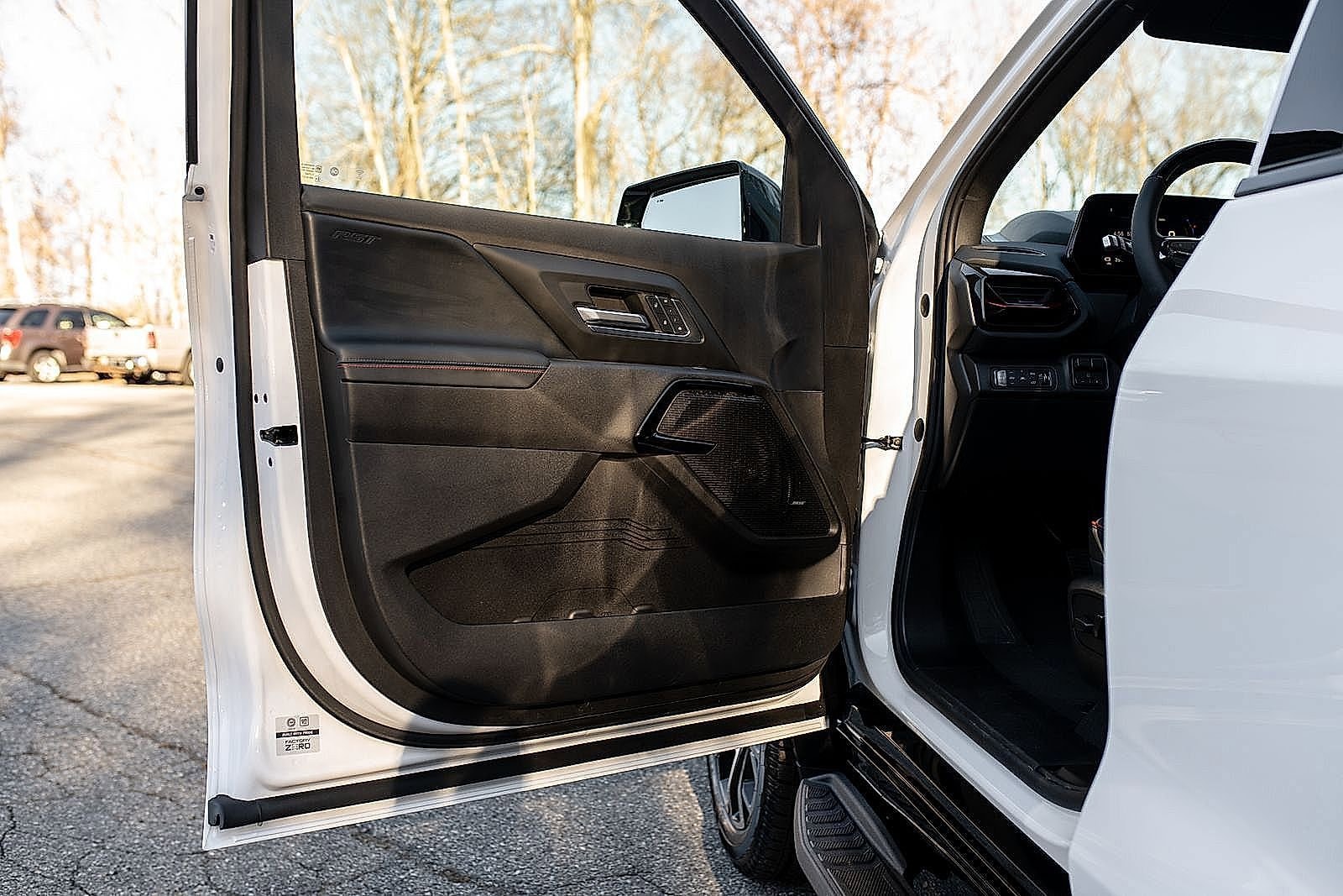 2024 Chevrolet Silverado EV RST - Photo 18