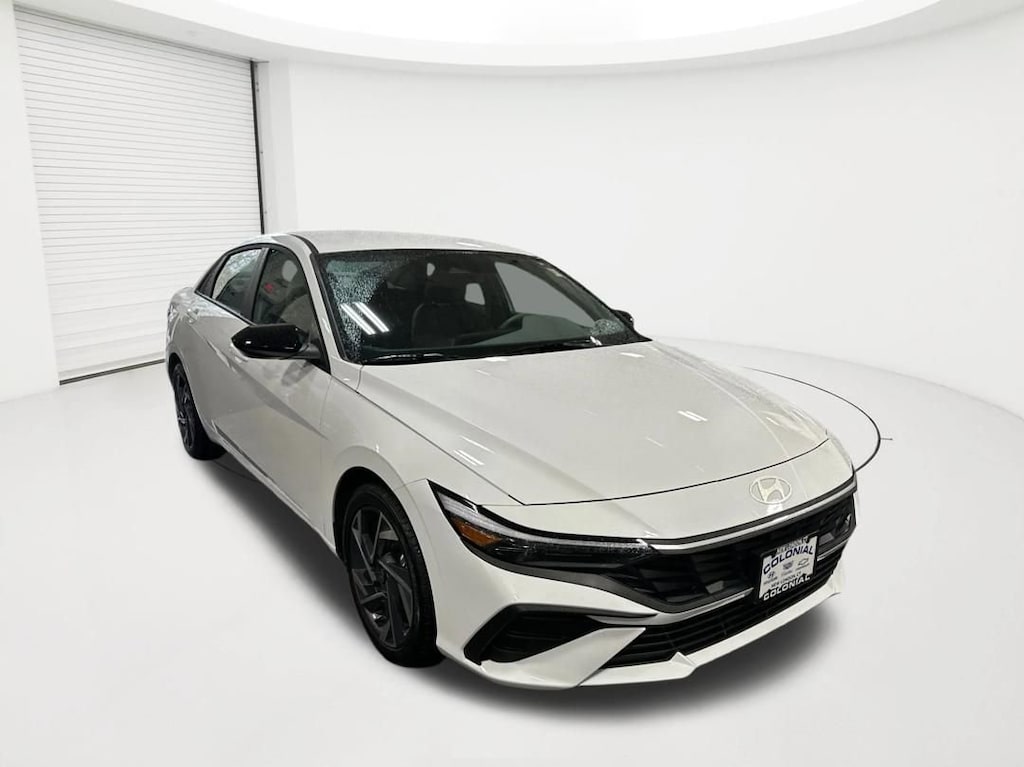 Used 2025 Hyundai Elantra SEL Sport