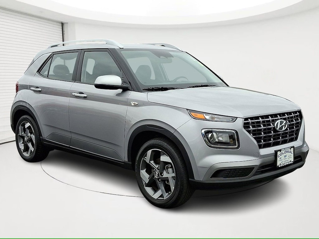 Used 2025 Hyundai Venue SEL