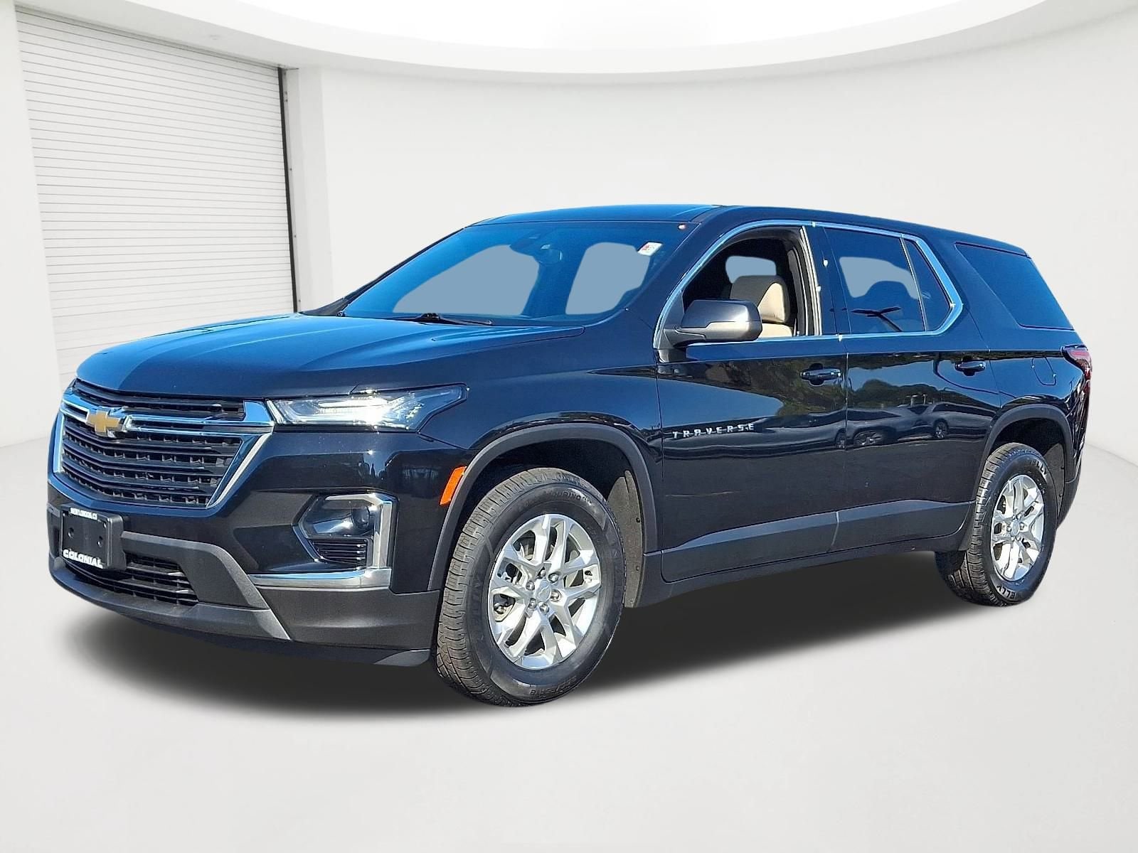 2023 Chevrolet Traverse LS's photo