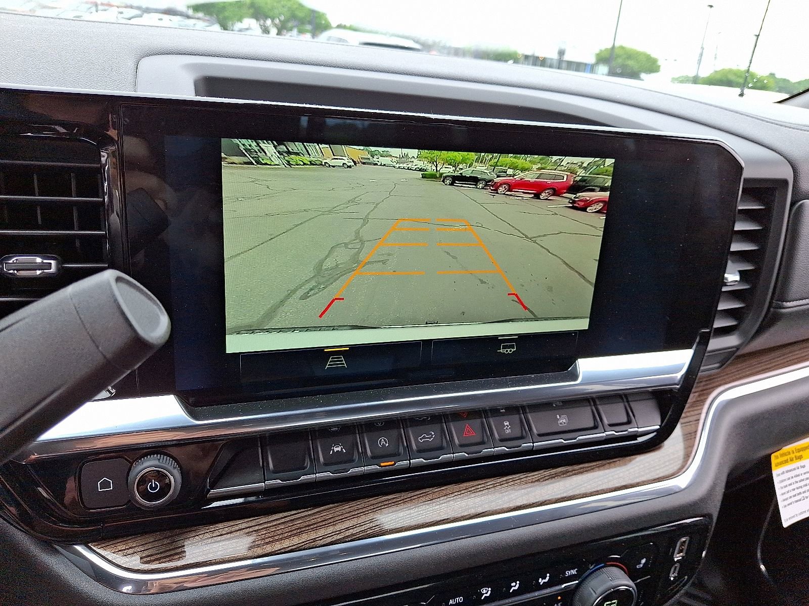 2025 Chevrolet Silverado 1500 LT - Photo 18