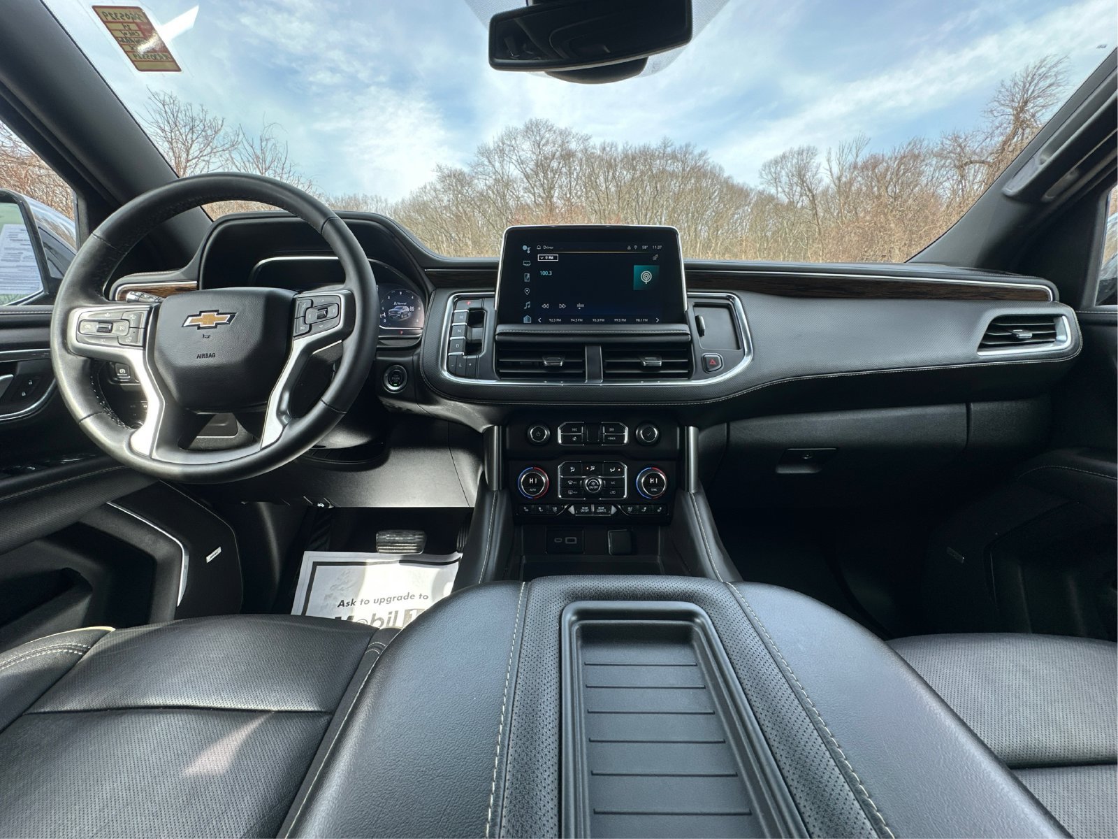 2024 Chevrolet Suburban Premier - Photo 27
