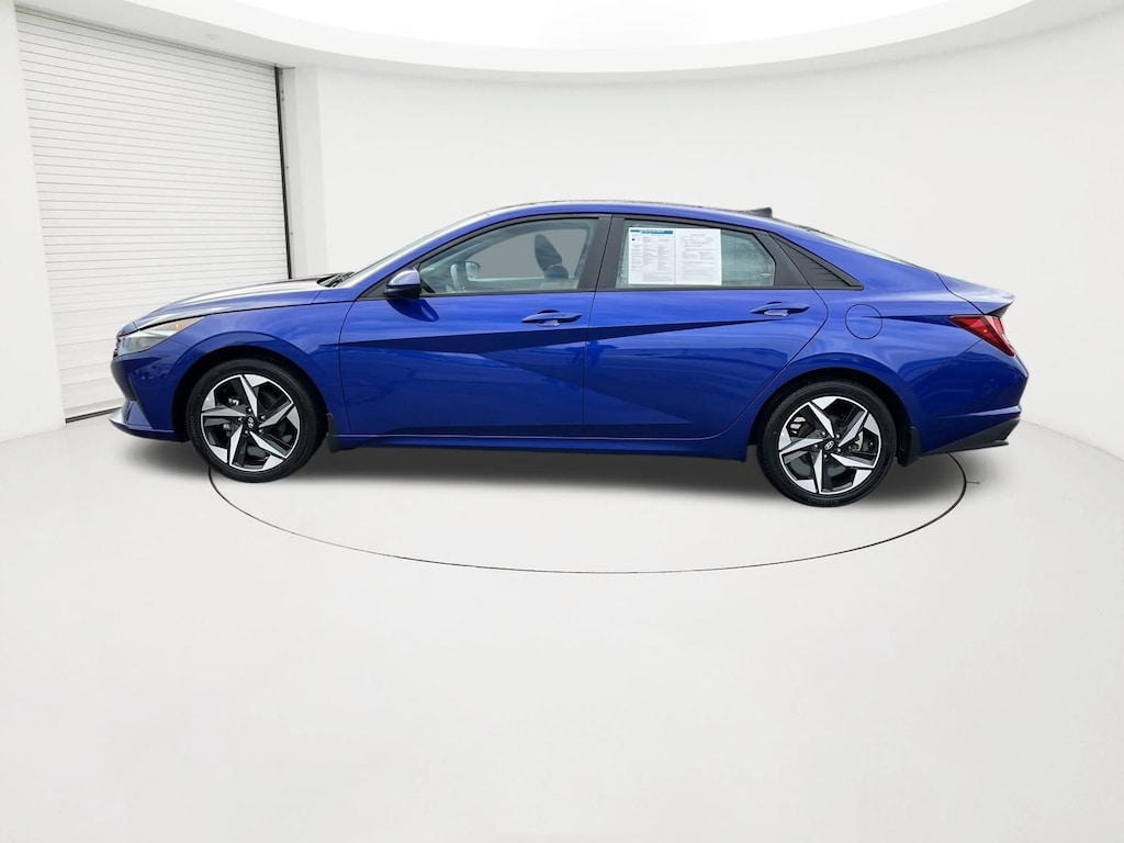 Used 2023 Hyundai Elantra SEL