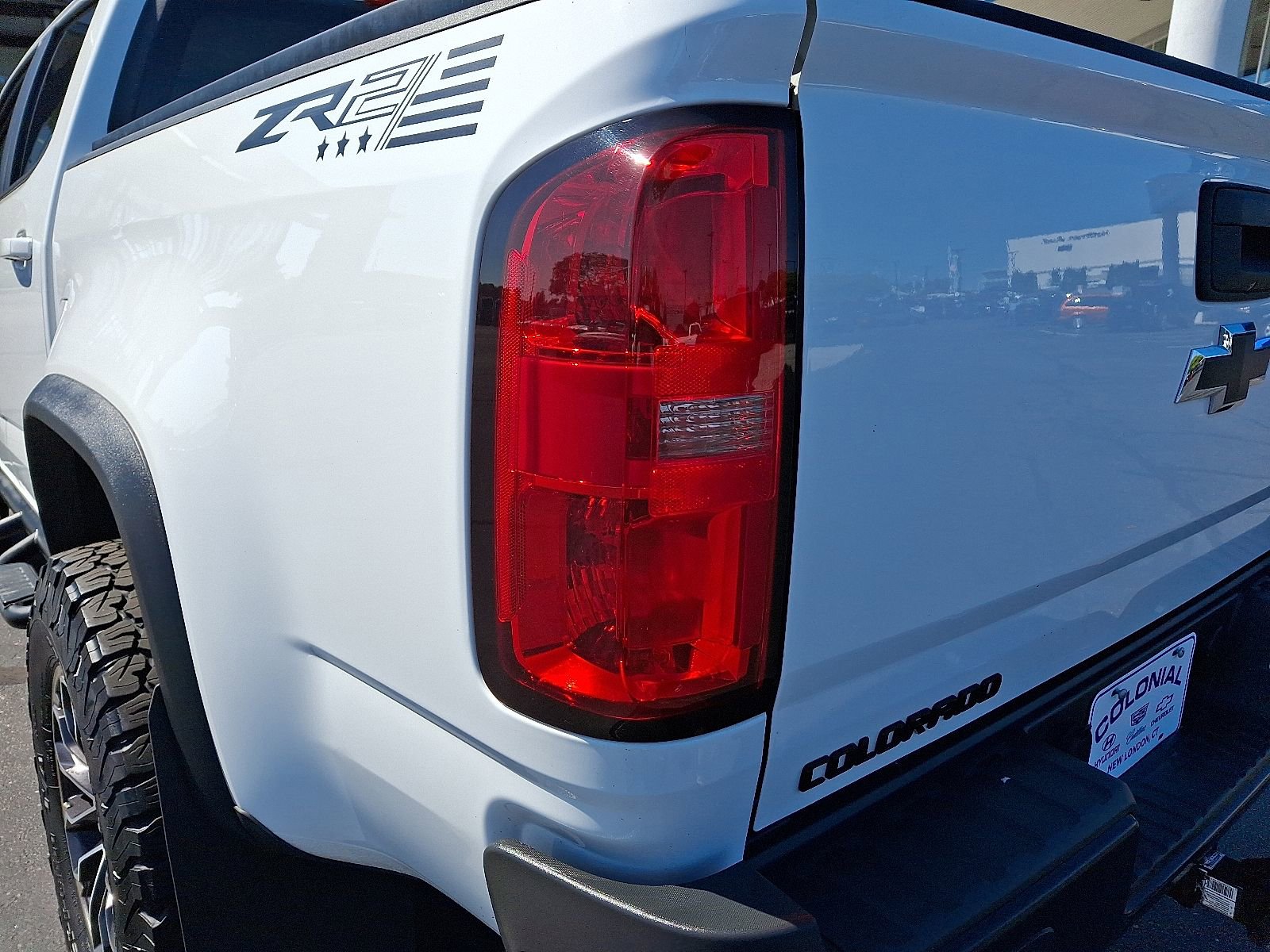 2020 Chevrolet Colorado ZR2 - Photo 11
