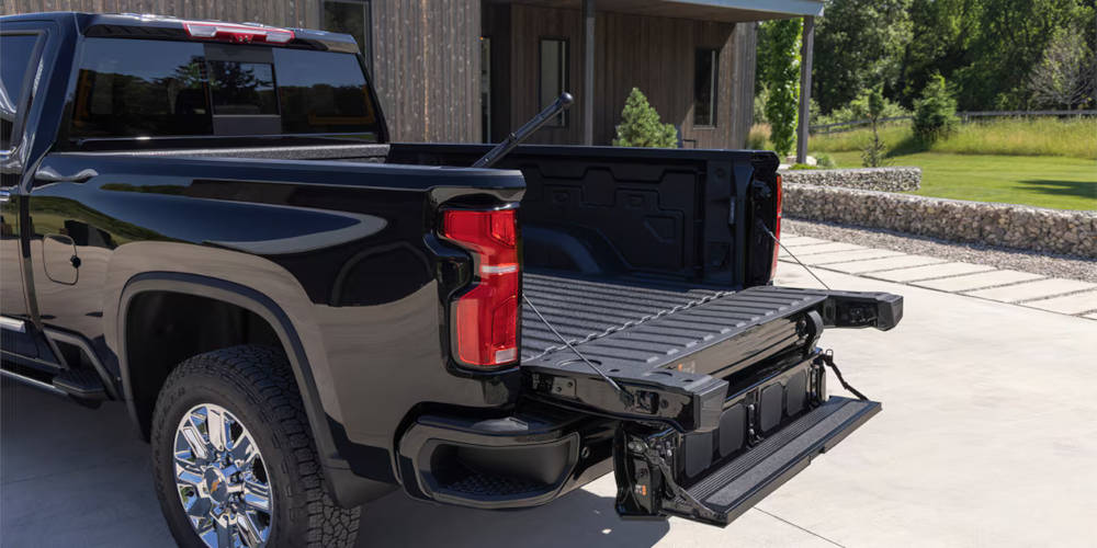 2024 Chevy Silverado 3500 tailgate