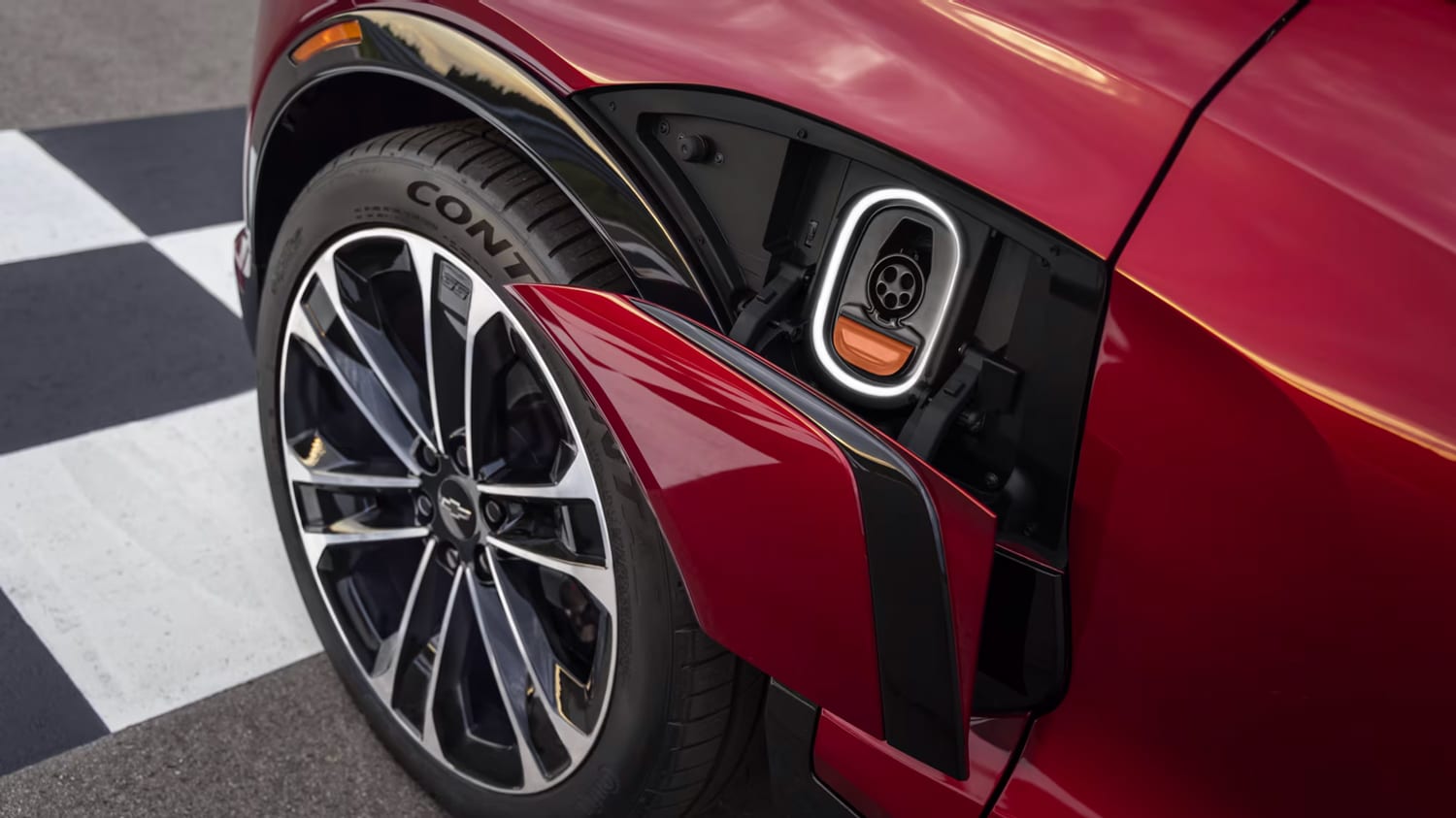 2025 Chevy Blazer EV SS plug