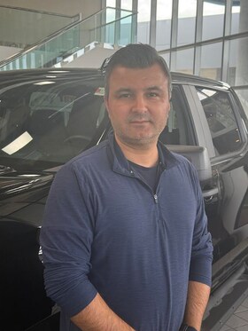 Staff member Ozkan "Oz" Cukurovali from ID_75ed074fe35a
