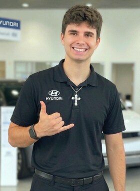 Staff member Anthony Russo from ID_75ed074fe35a
